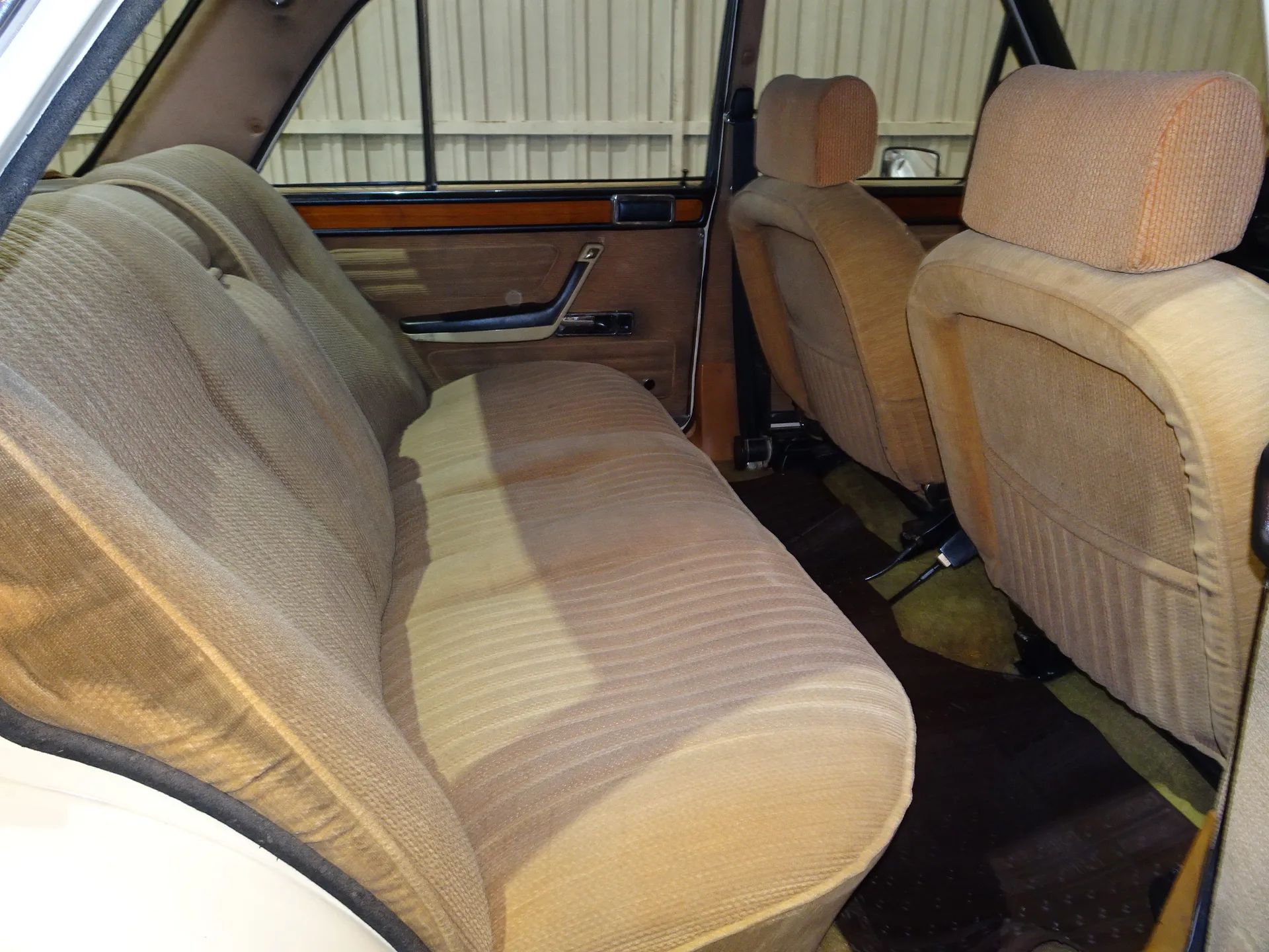 Fiat 130 BERLINA 3200 B 8
