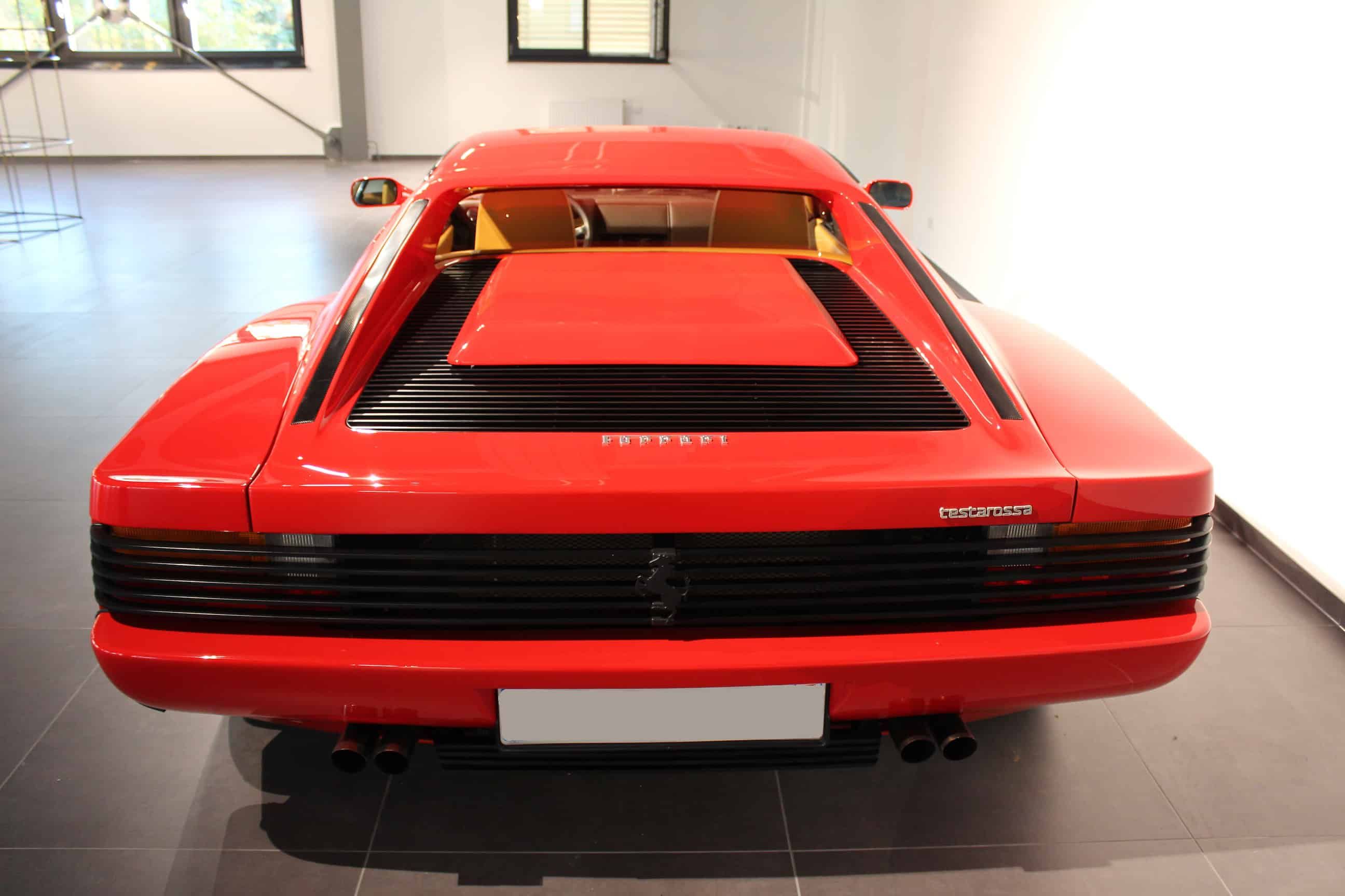 Ferrari Testarossa 9