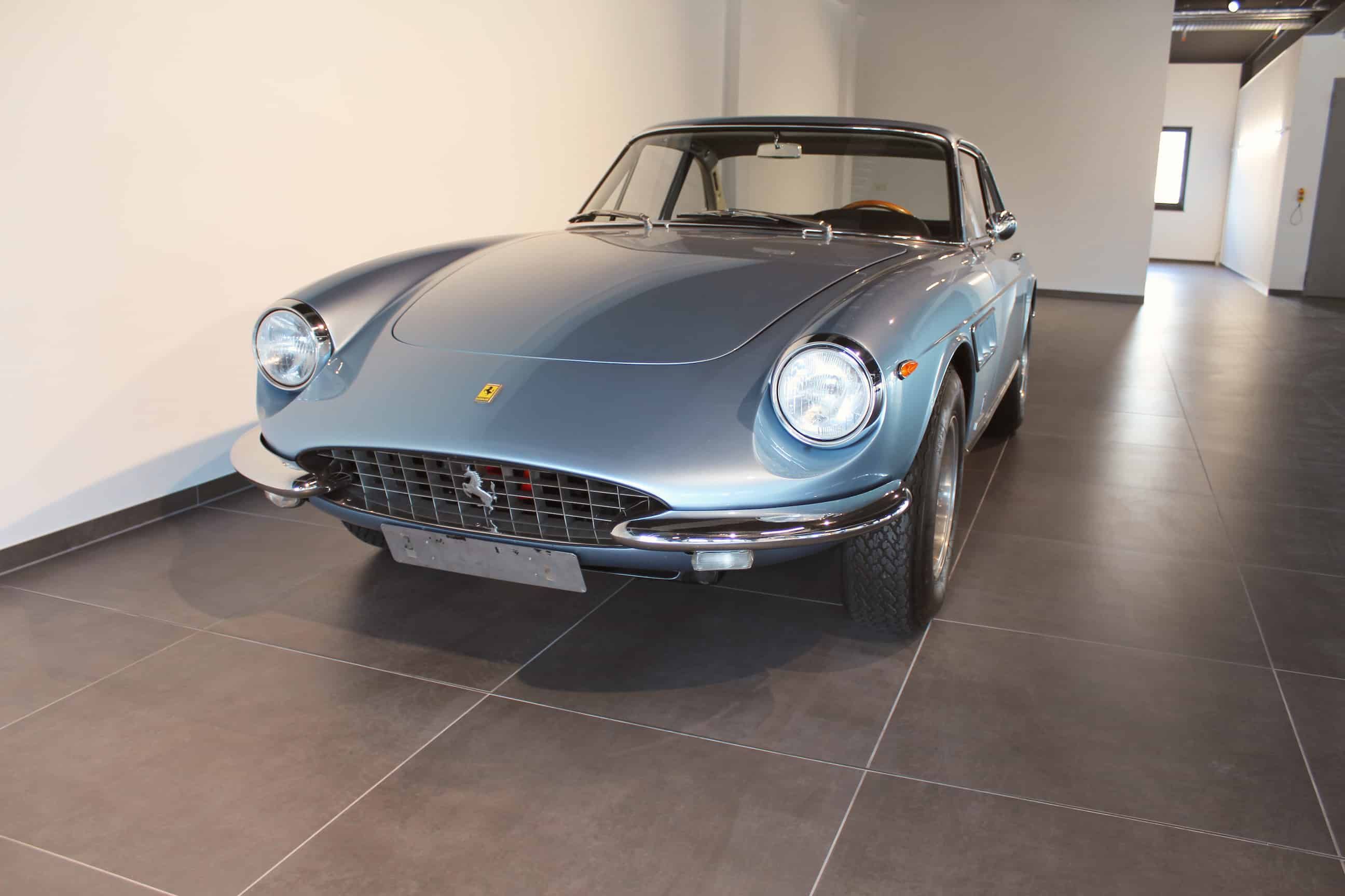 Ferrari 330 GTC 7