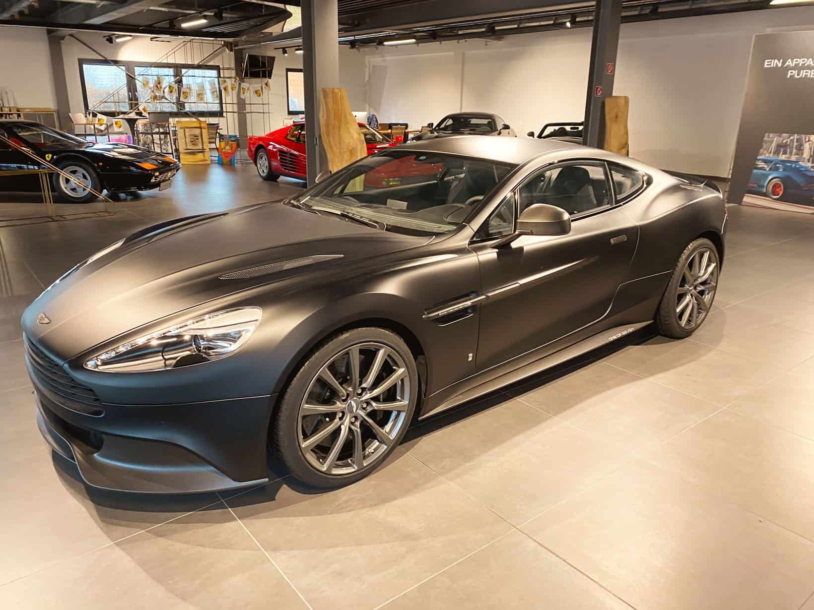 Aston Martin Vanquish One Of Seven 3