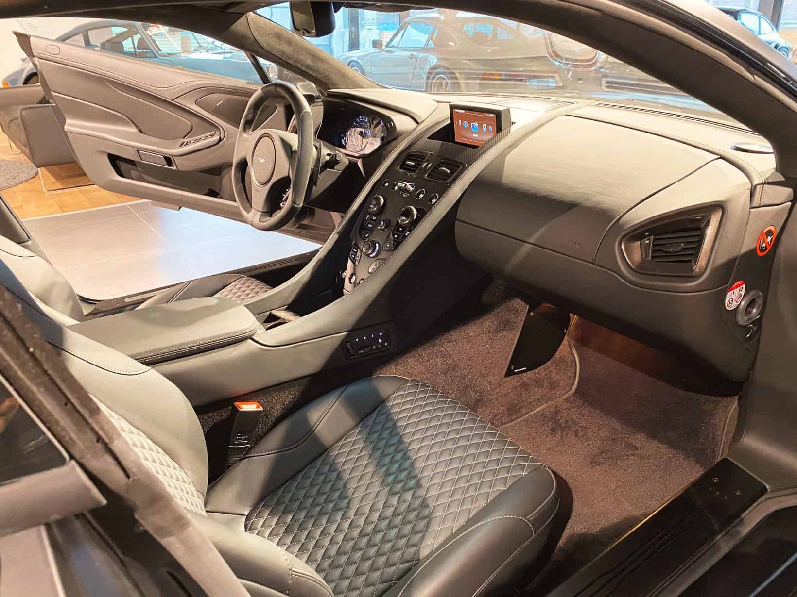 Aston Martin Vanquish One Of Seven 12
