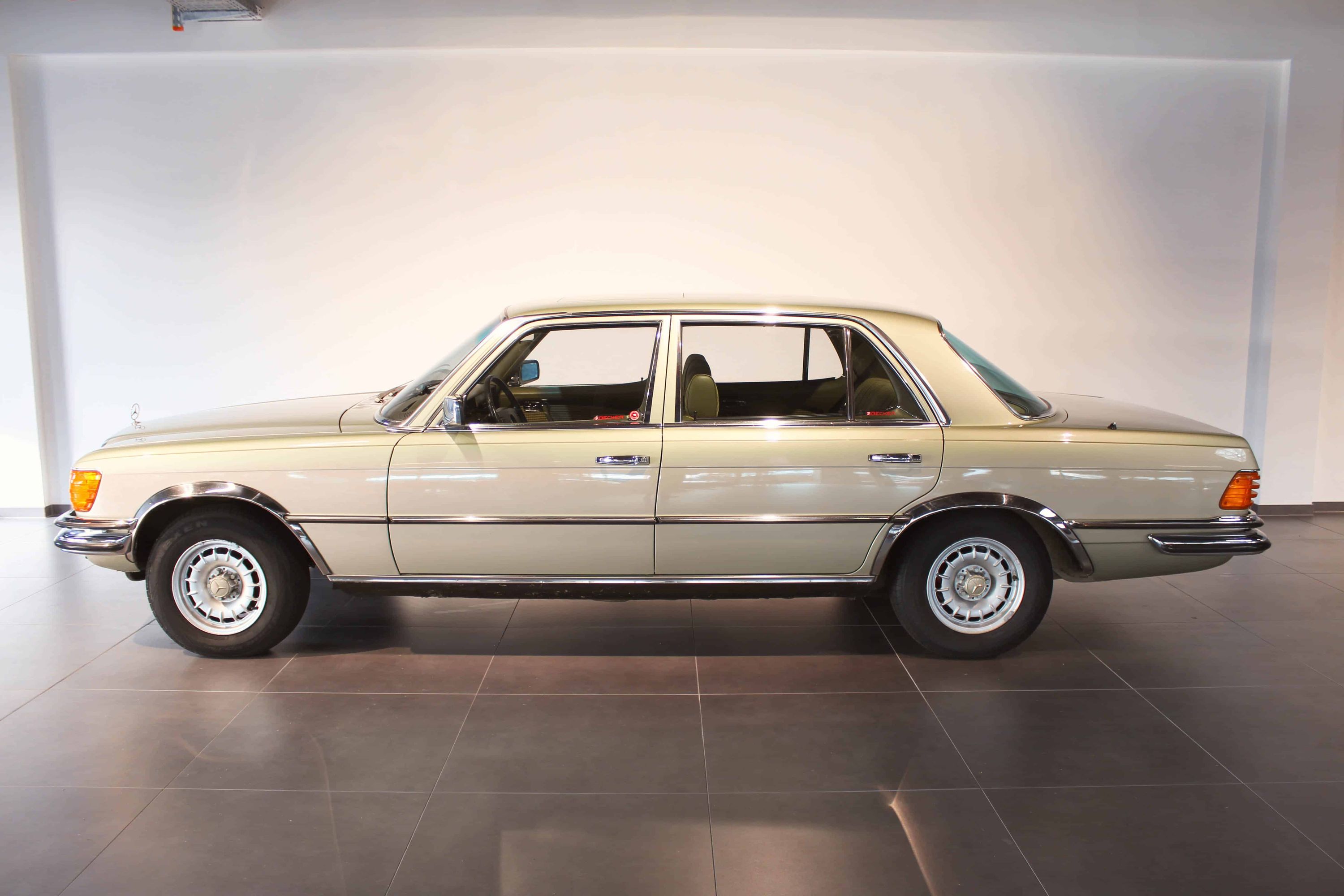 Mercedes-Benz 450 SEL 6.9 W116 2