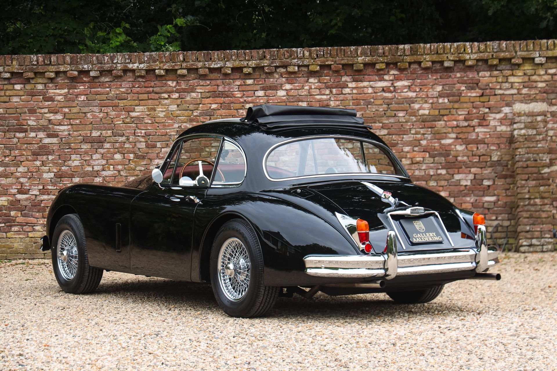 Jaguar XK150 FHC "Restored, rebuilt, and refined" 2