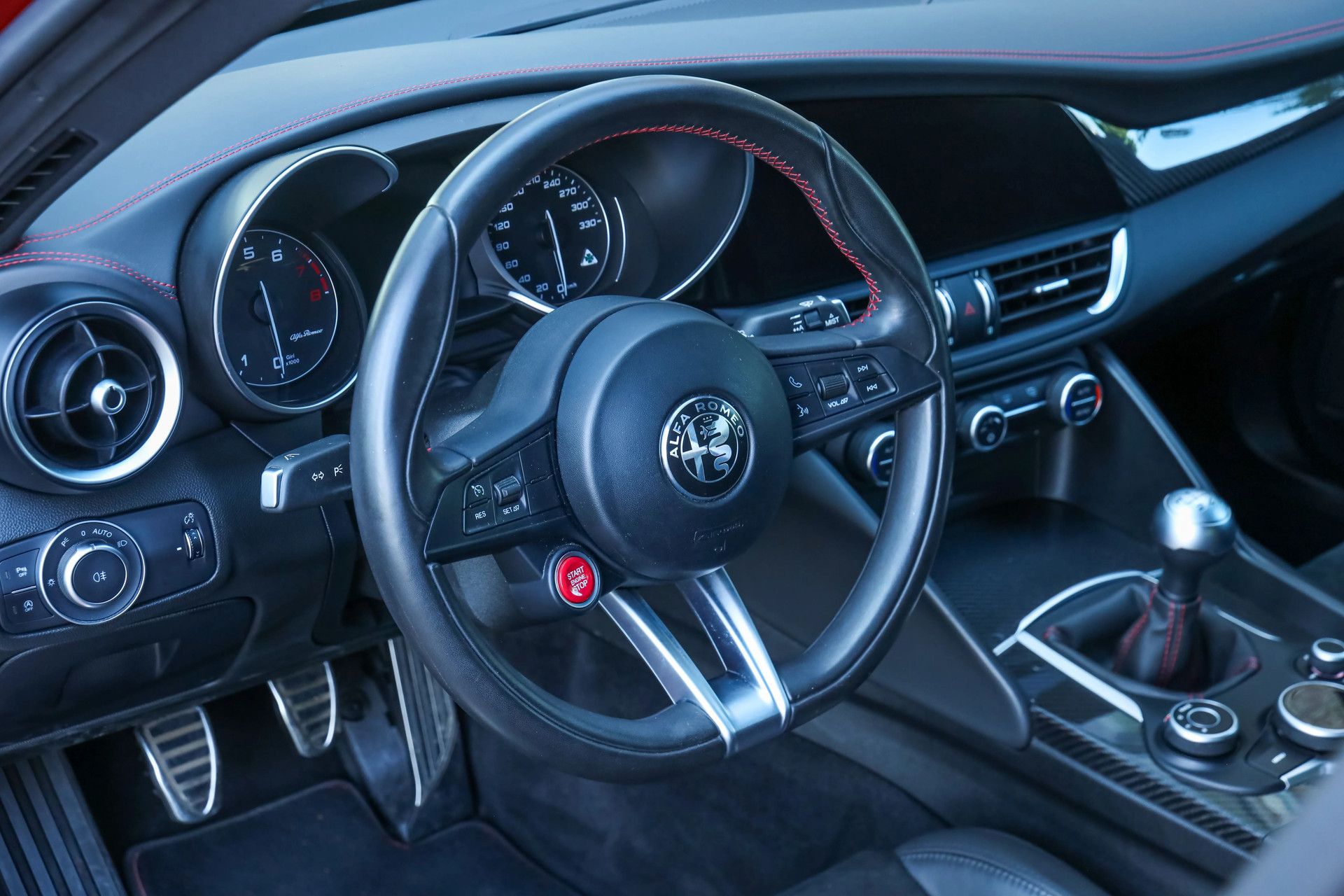 Alfa Romeo Giulia 2.9 V6 Quadrifoglio Performance Edition 3