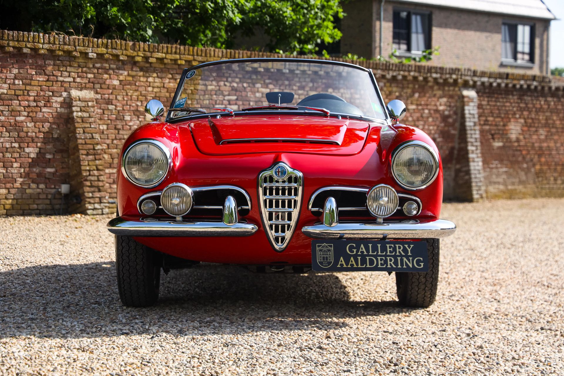 Alfa Romeo Giulia 1600 Spider "Restored and rebuilt" 5