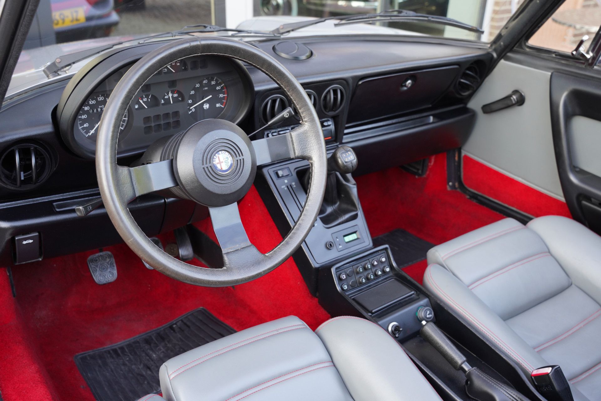 Alfa Romeo Spider 2.0 QV 29.400 kilometers 3