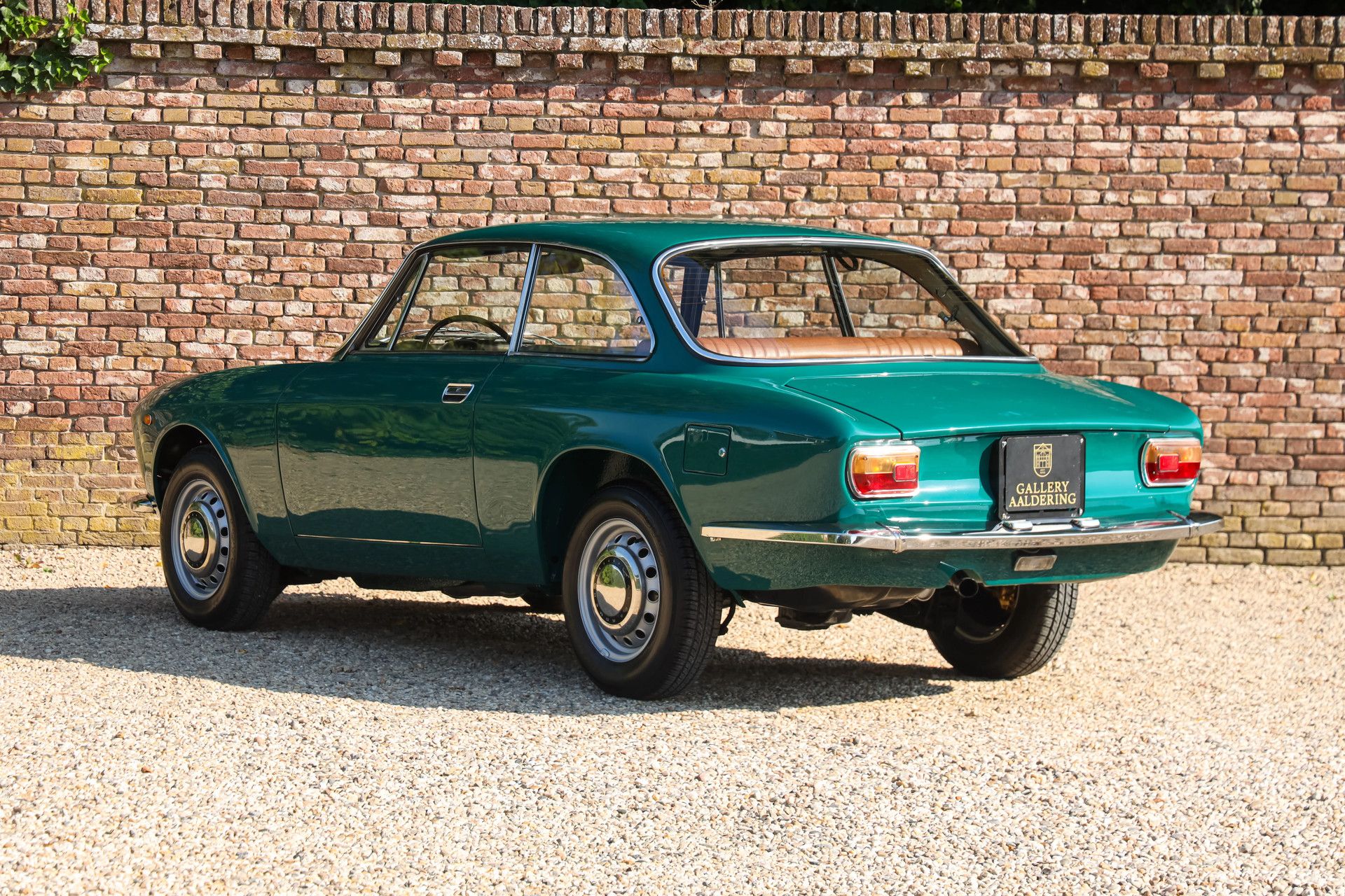 Alfa Romeo 1300 GTJ Bertone "Restored and rebuilt" 2