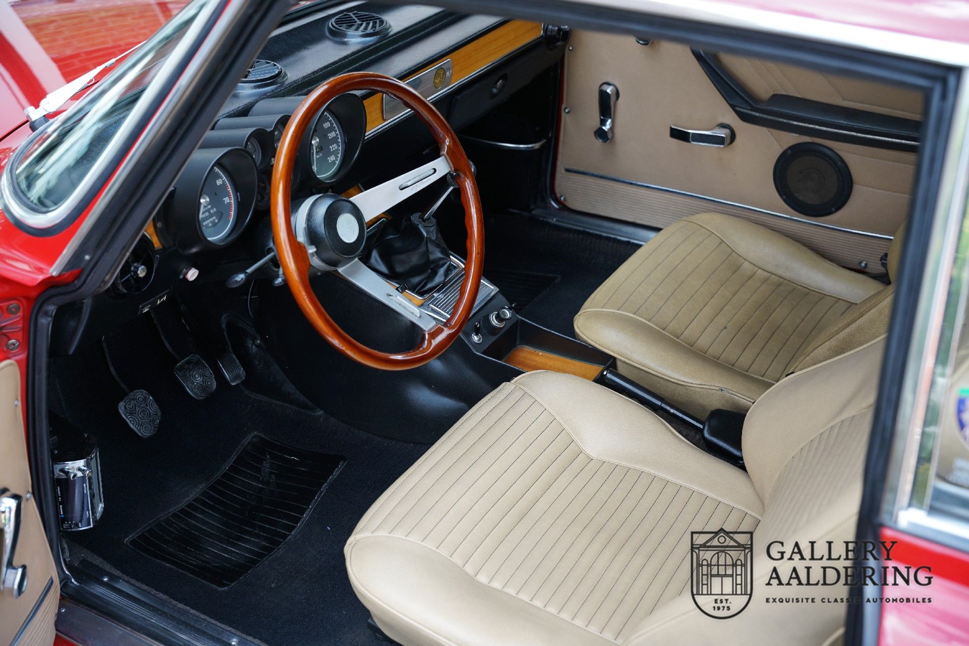 Alfa Romeo GT 1300 Junior Unificato 4
