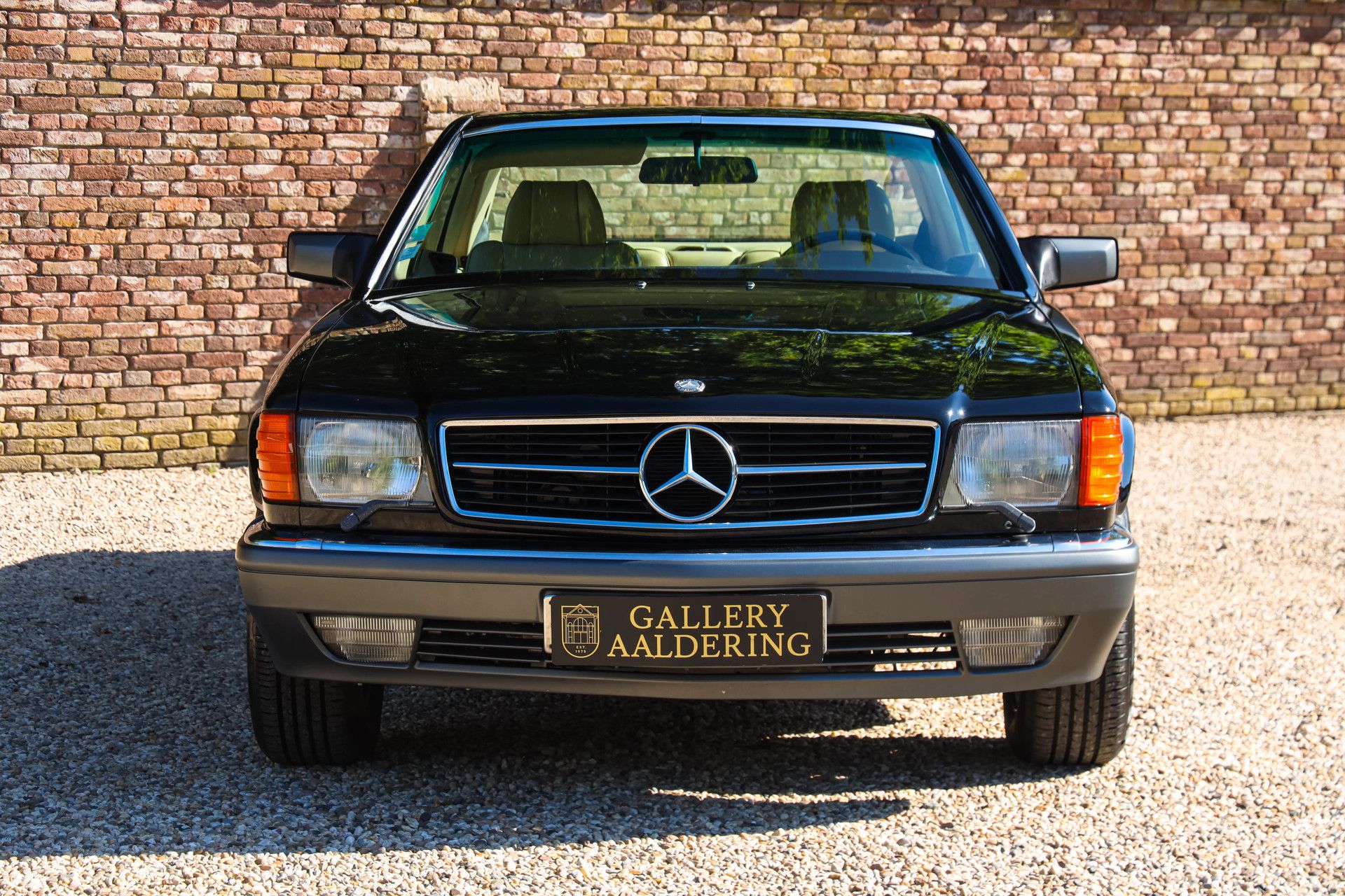Mercedes-Benz 560 SEC "Well documented" 5