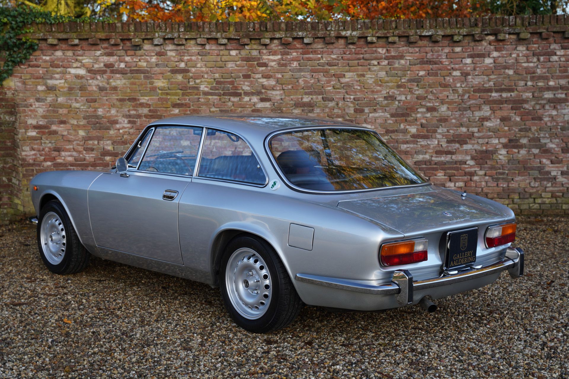 Alfa Romeo 2000 GTV Bertone "Fully/TOP restored" 2