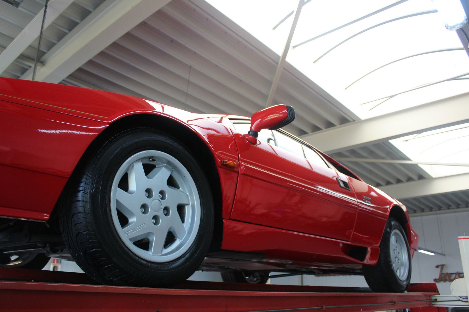 Lotus Esprit S Turbo with the Targa sunroof RHD. 9