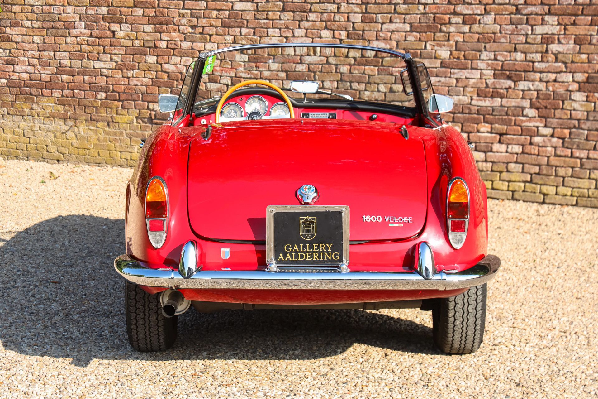 Alfa Romeo Giulia 1600 Spider Veloce "Older restoration" 6