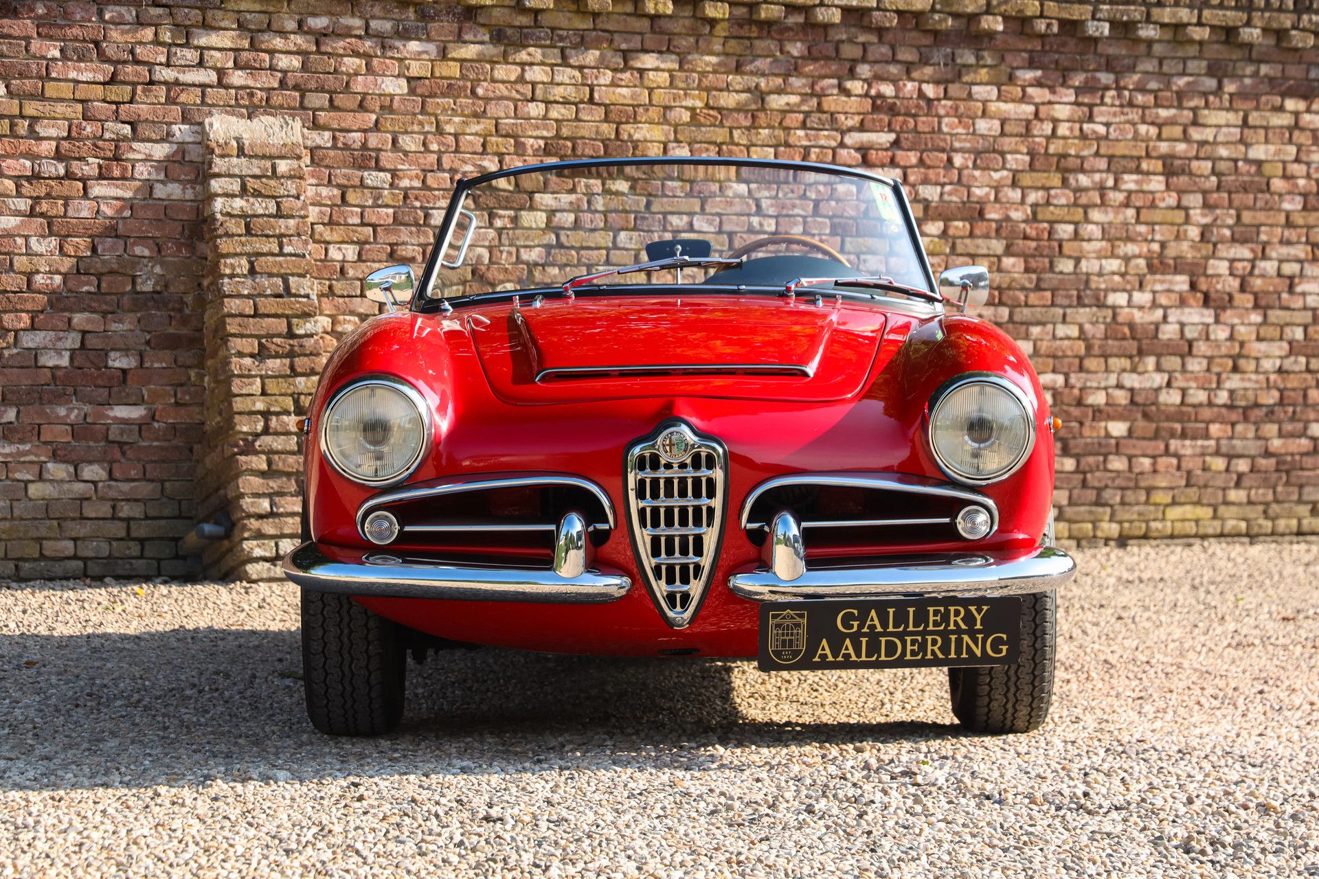 Alfa Romeo Giulia 1600 Spider Veloce "Older restoration" 8