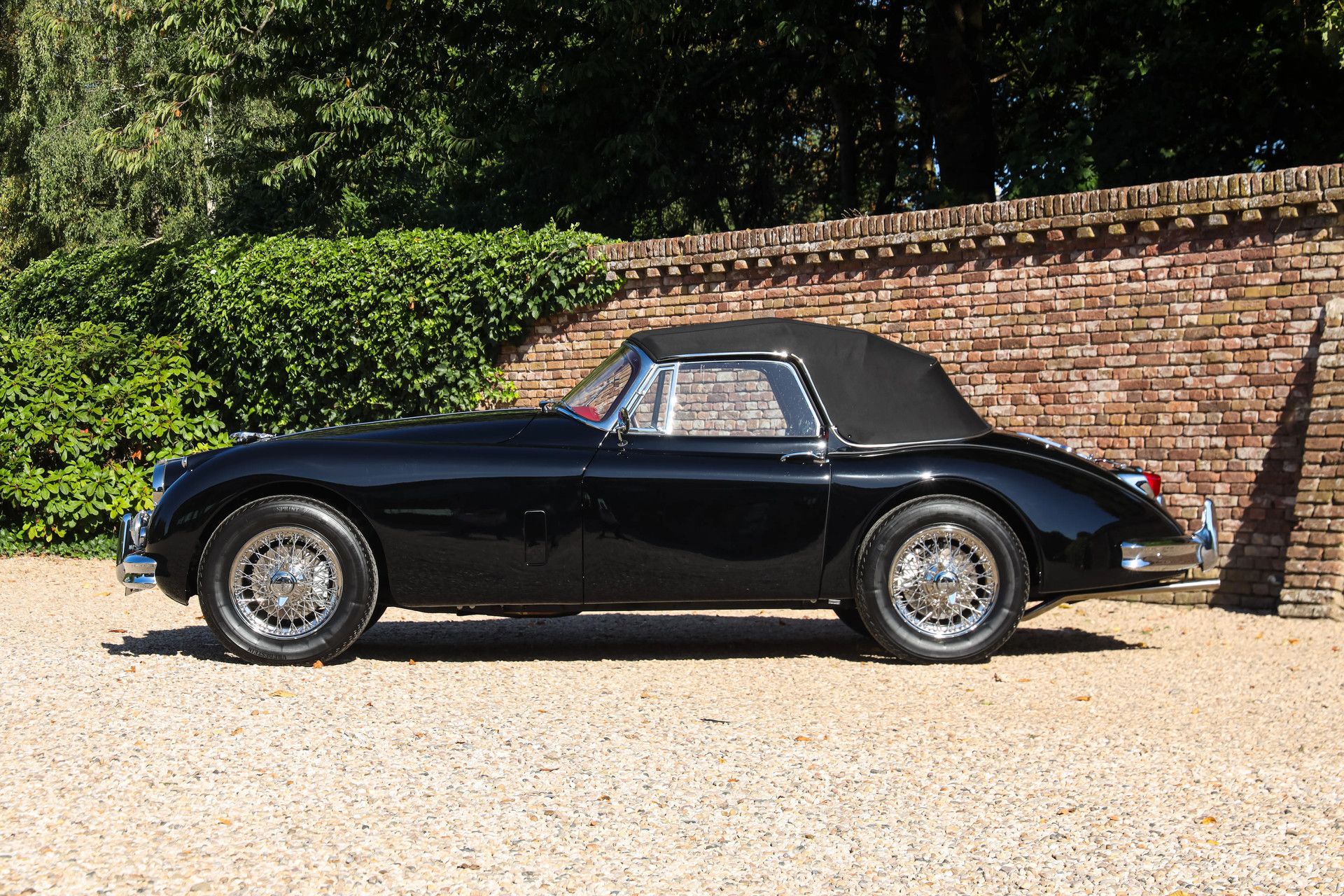 Jaguar XK150 DHC 3.4 Litre "TOP RESTORED" 12