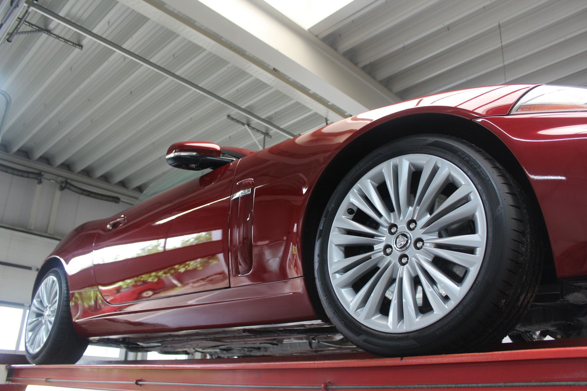 Jaguar XK 5.0 V8 Convertible "Radiance Red Metallic" TRADE IN CAR 8