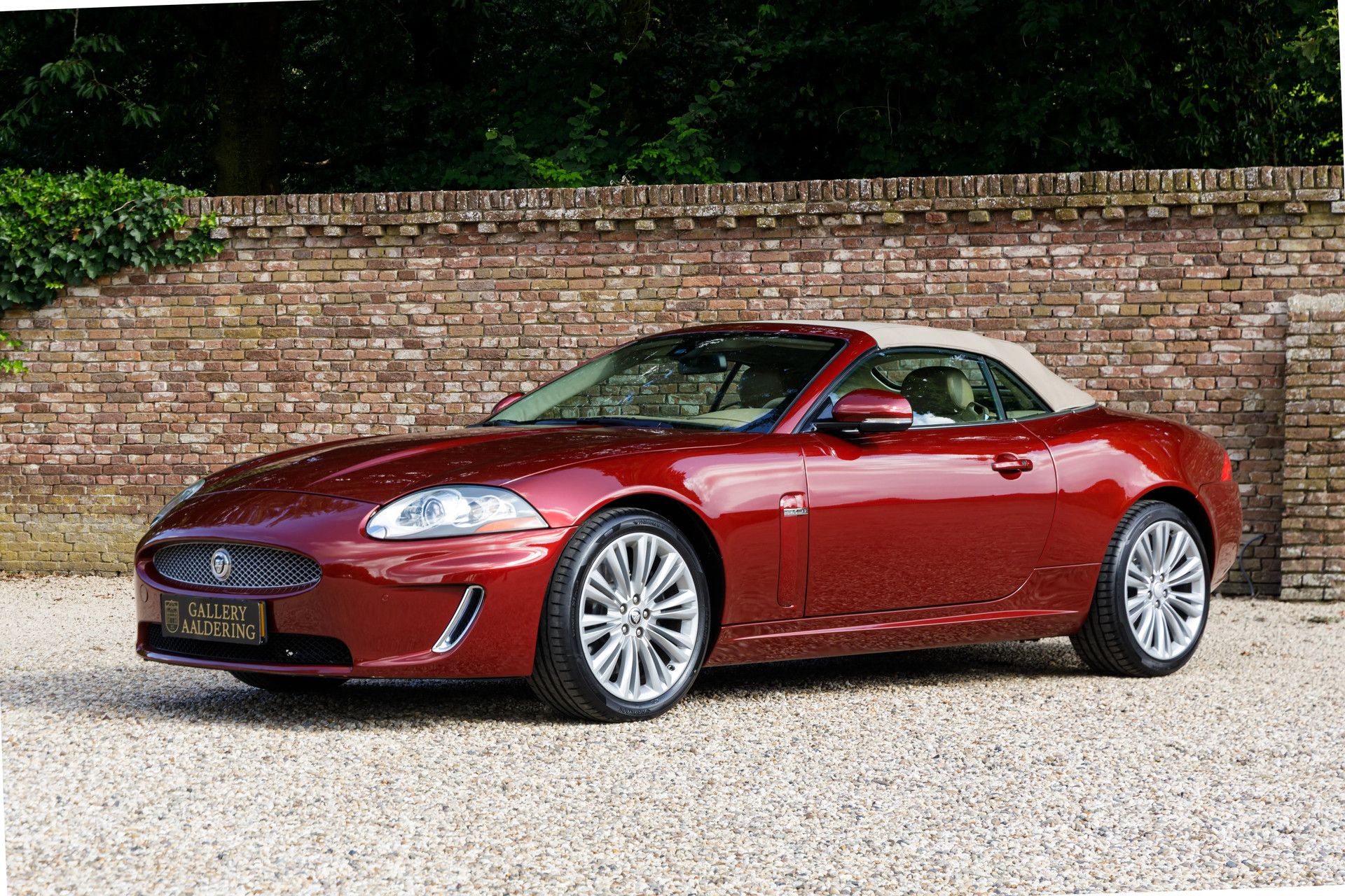 Jaguar XK 5.0 V8 Convertible "Radiance Red Metallic" TRADE IN CAR 10