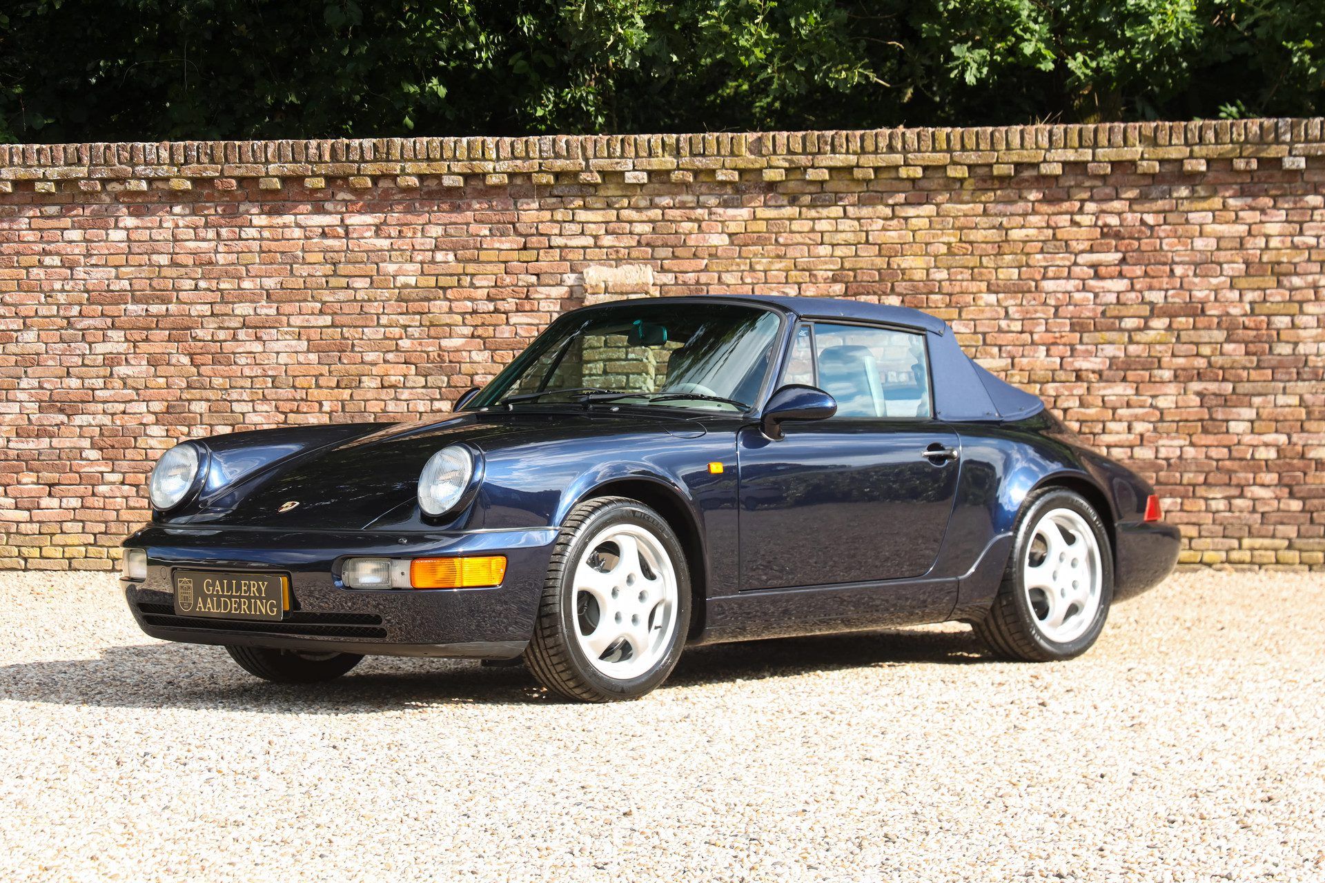 Porsche 964 Carrera 4 Cabriolet "Unique Carraragrau full leather" 8