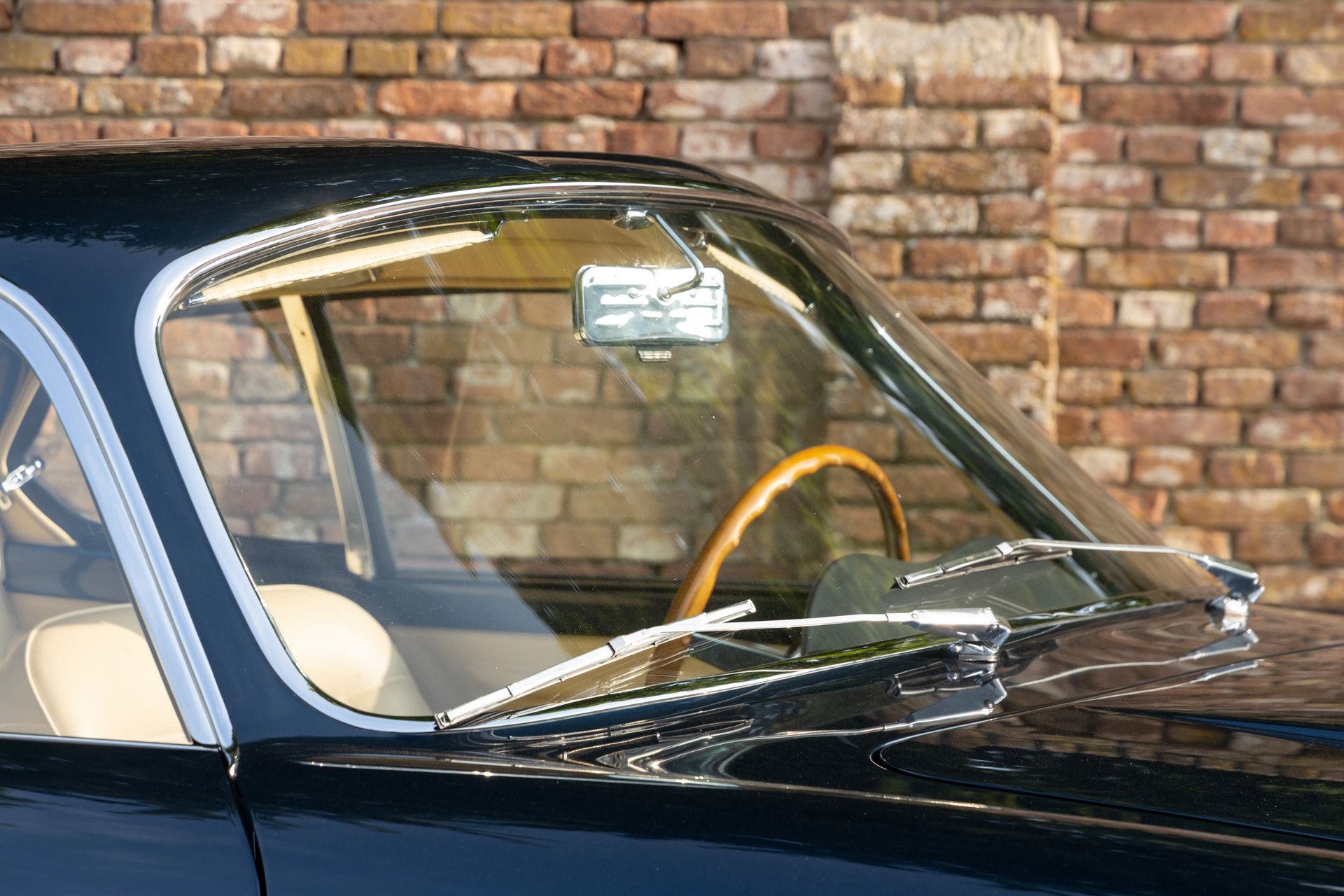 Lancia Flaminia Sport 2.5 Zagato "Extensively restored" 12
