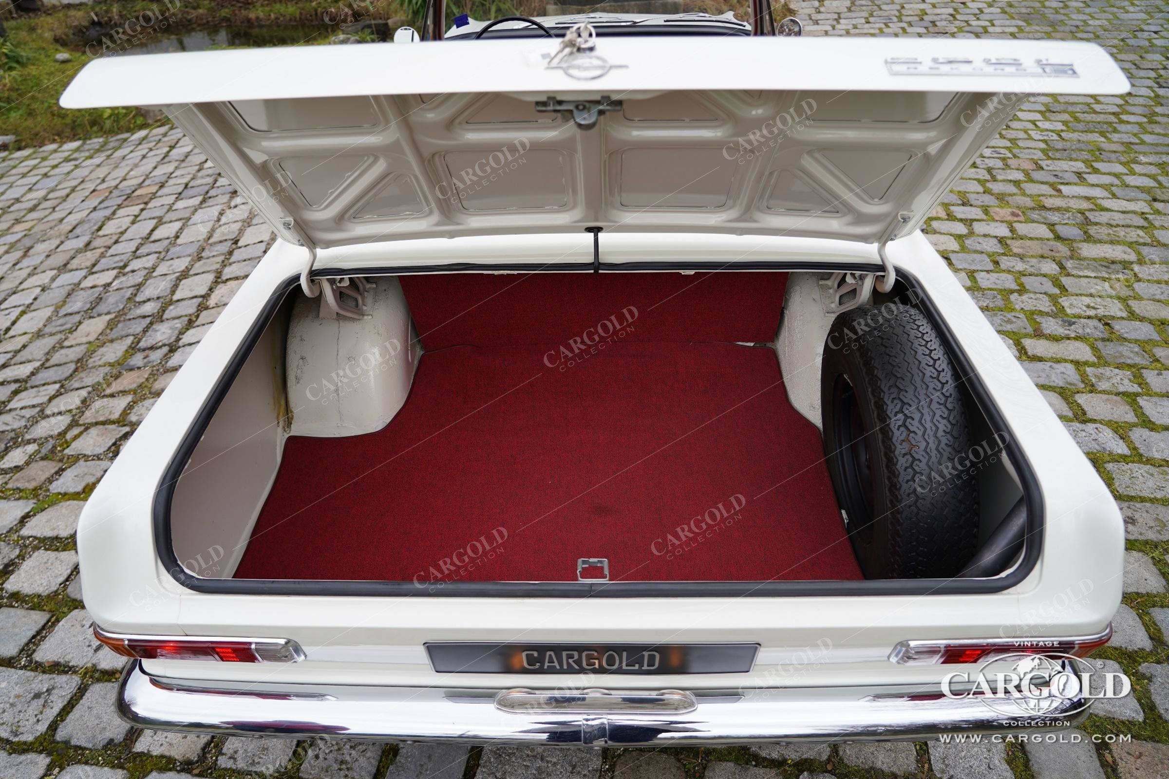 Opel Rekord Deutsch Cabriolet 13