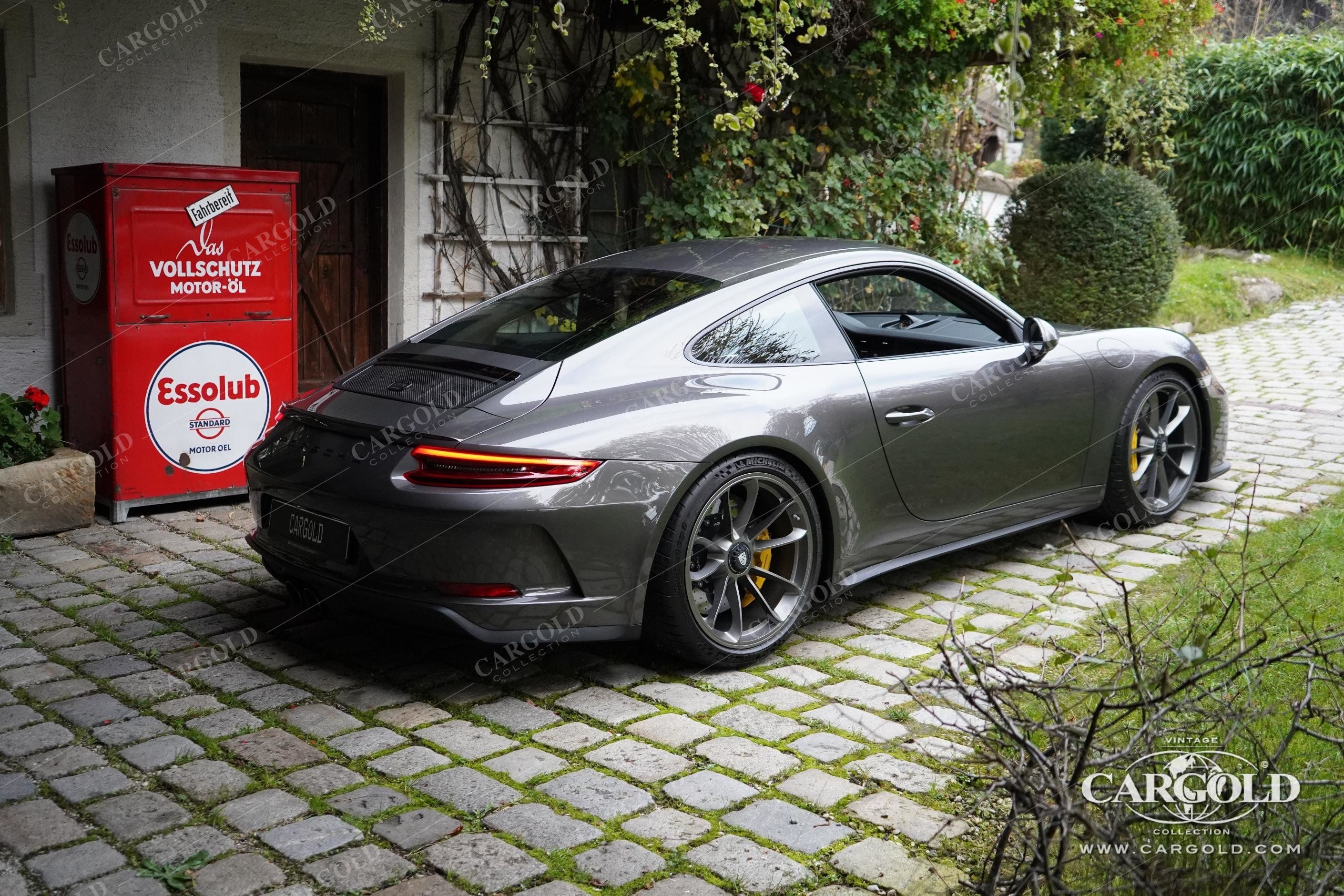 Porsche 991 GT3 Touring 4