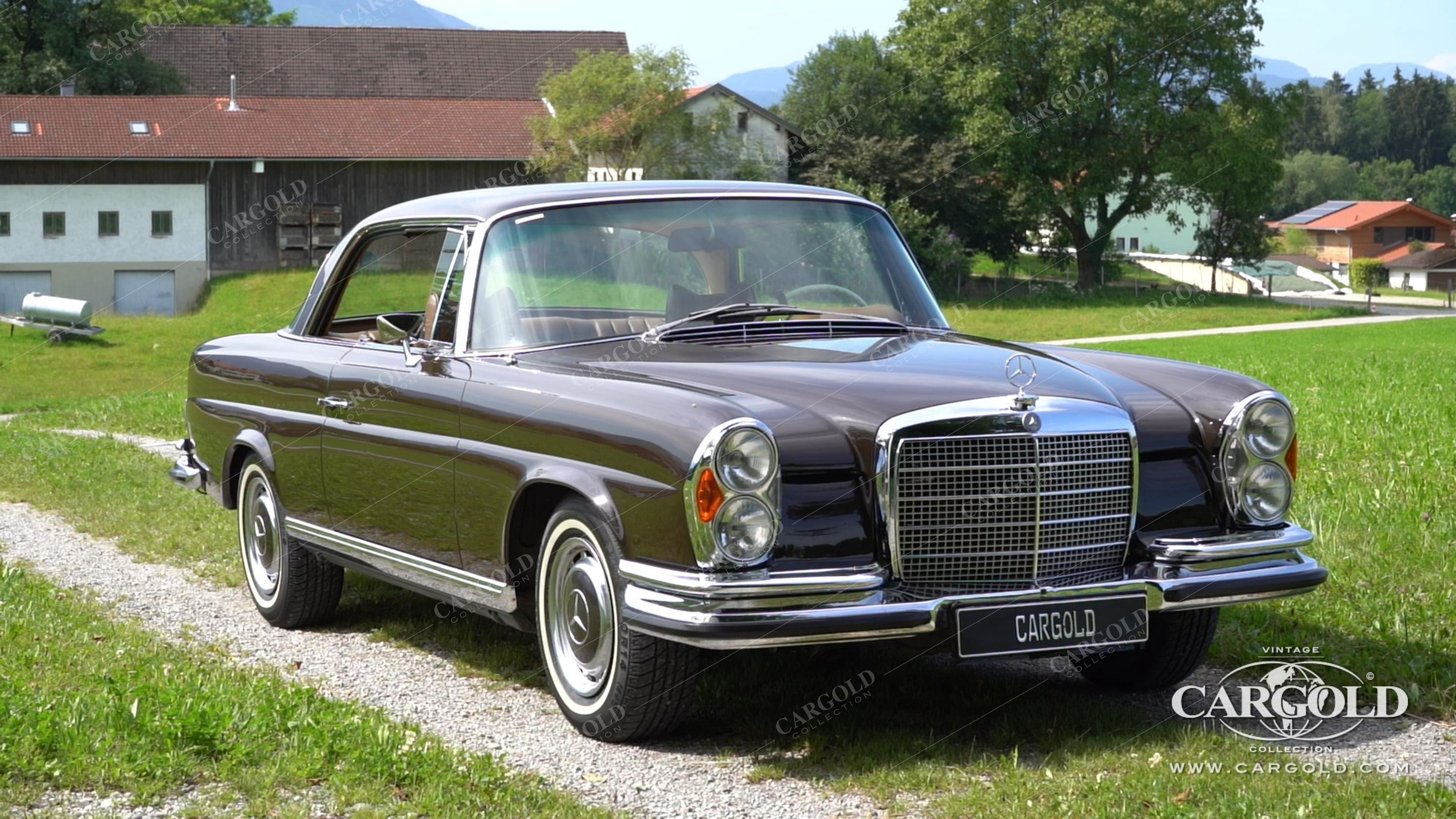 Mercedes-Benz 280 SE 3.5 Coupé 2