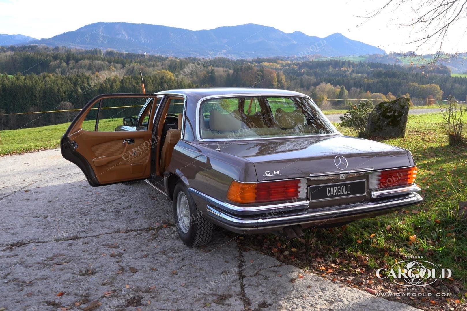 Mercedes-Benz 450 SEL 6.9 4