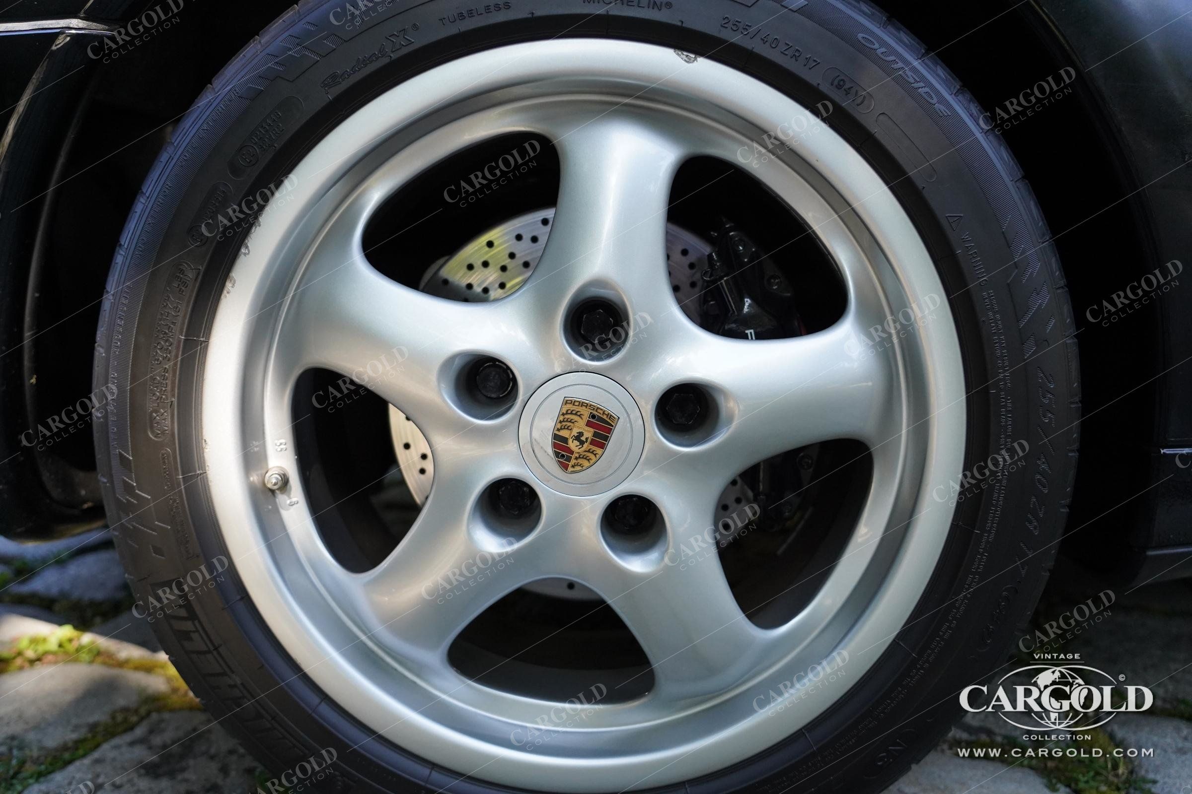 Porsche 911 Carrera 2 Cabrio (993) 7