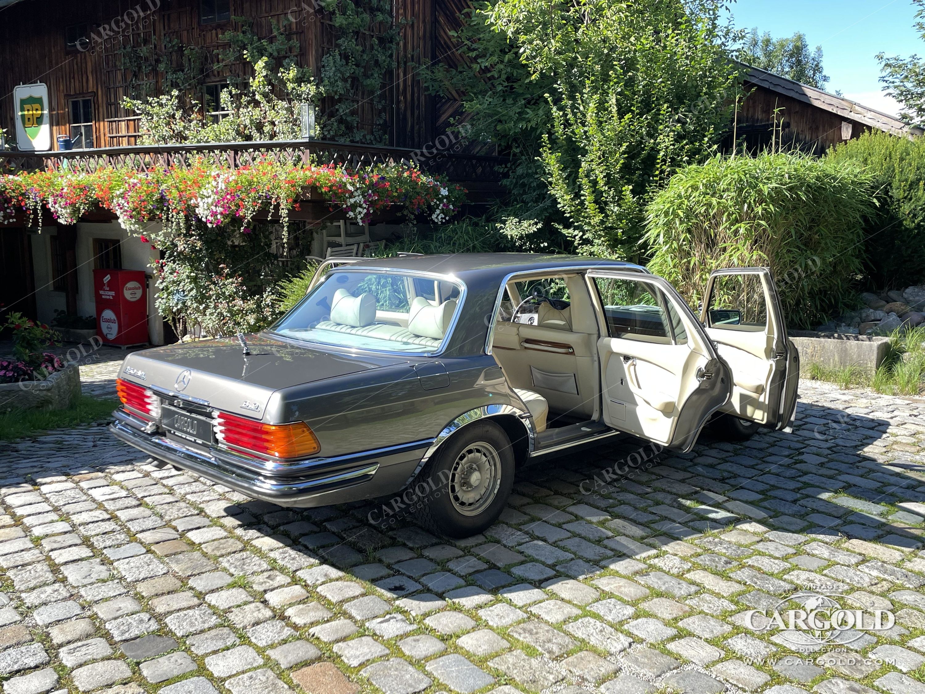 Mercedes-Benz 450 SEL 6.9 6