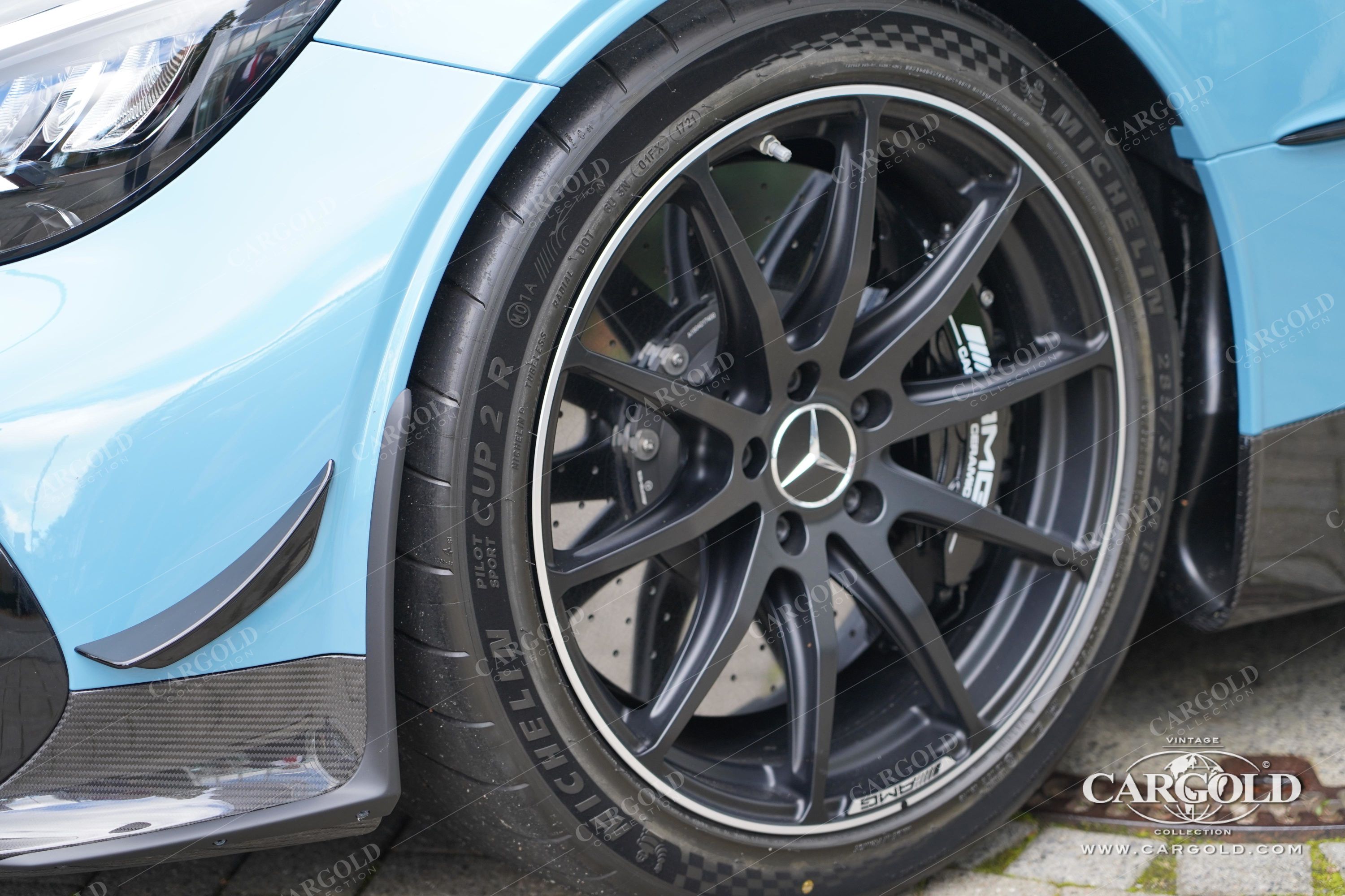 Mercedes-Benz AMG GT Black Series 8