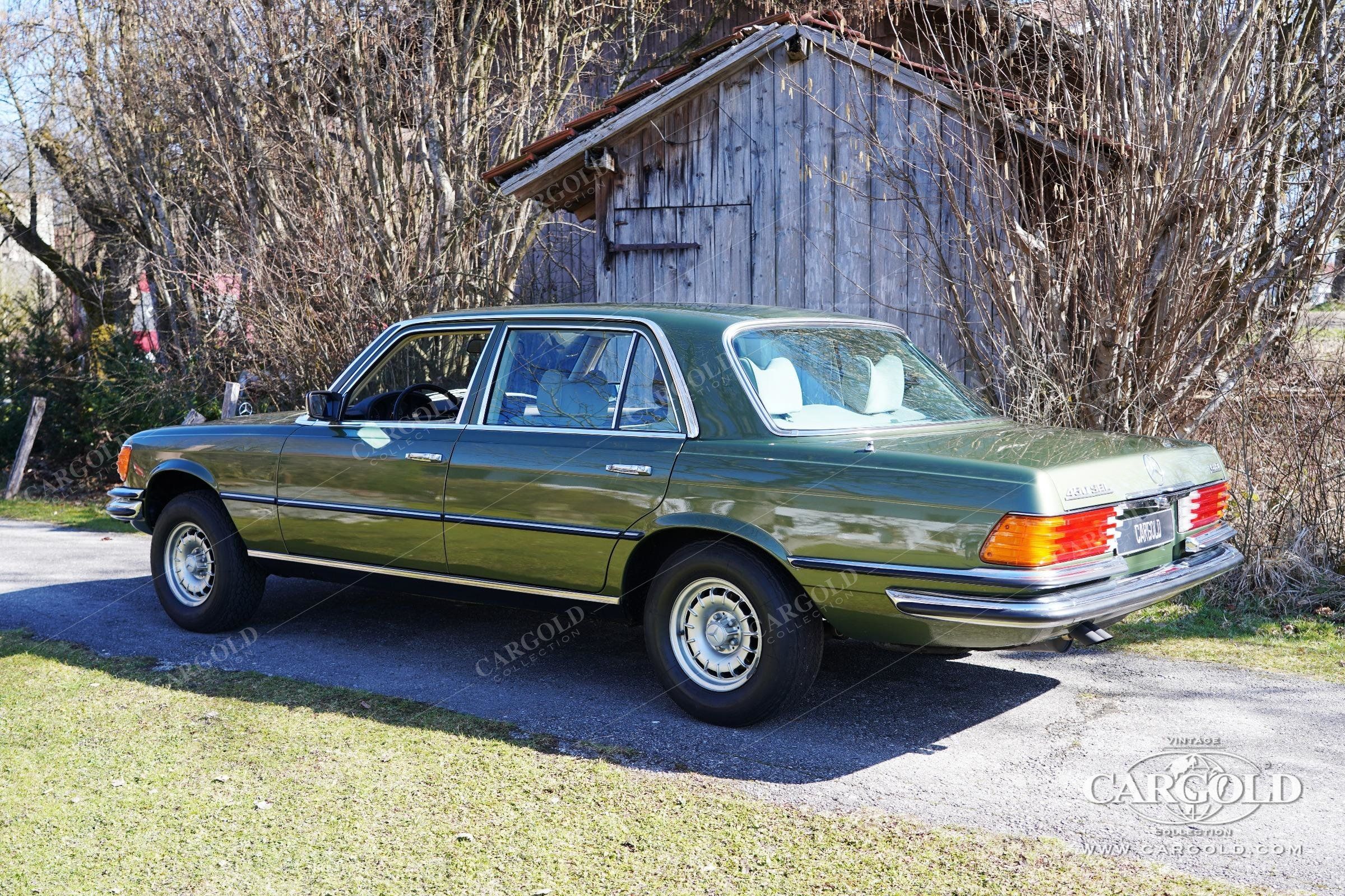 Mercedes-Benz 450 SEL 6.9 2