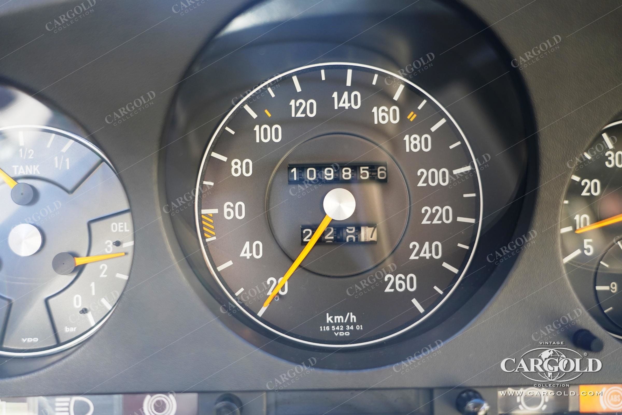Mercedes-Benz 450 SEL 6.9 8