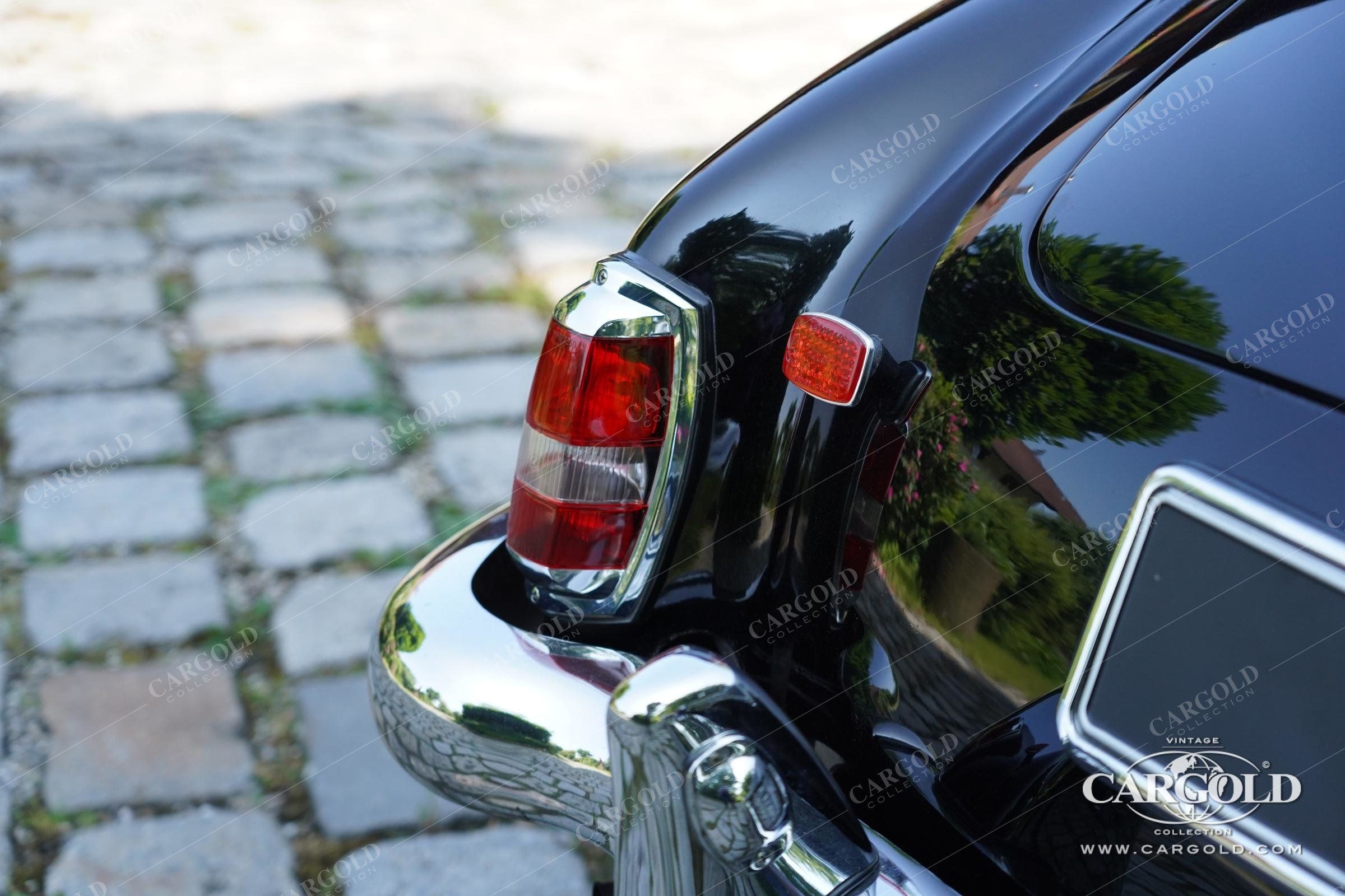 Mercedes-Benz 190 SL Roadster 13