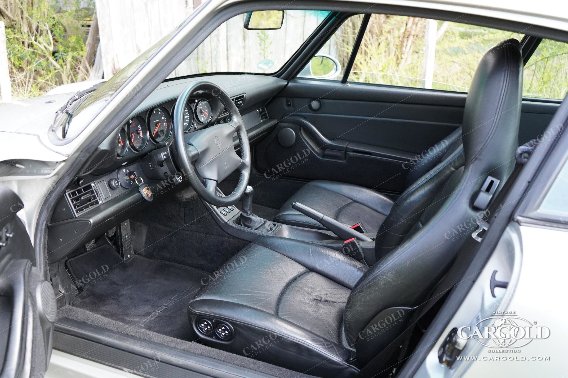 Porsche 993 Carrera 4S 3