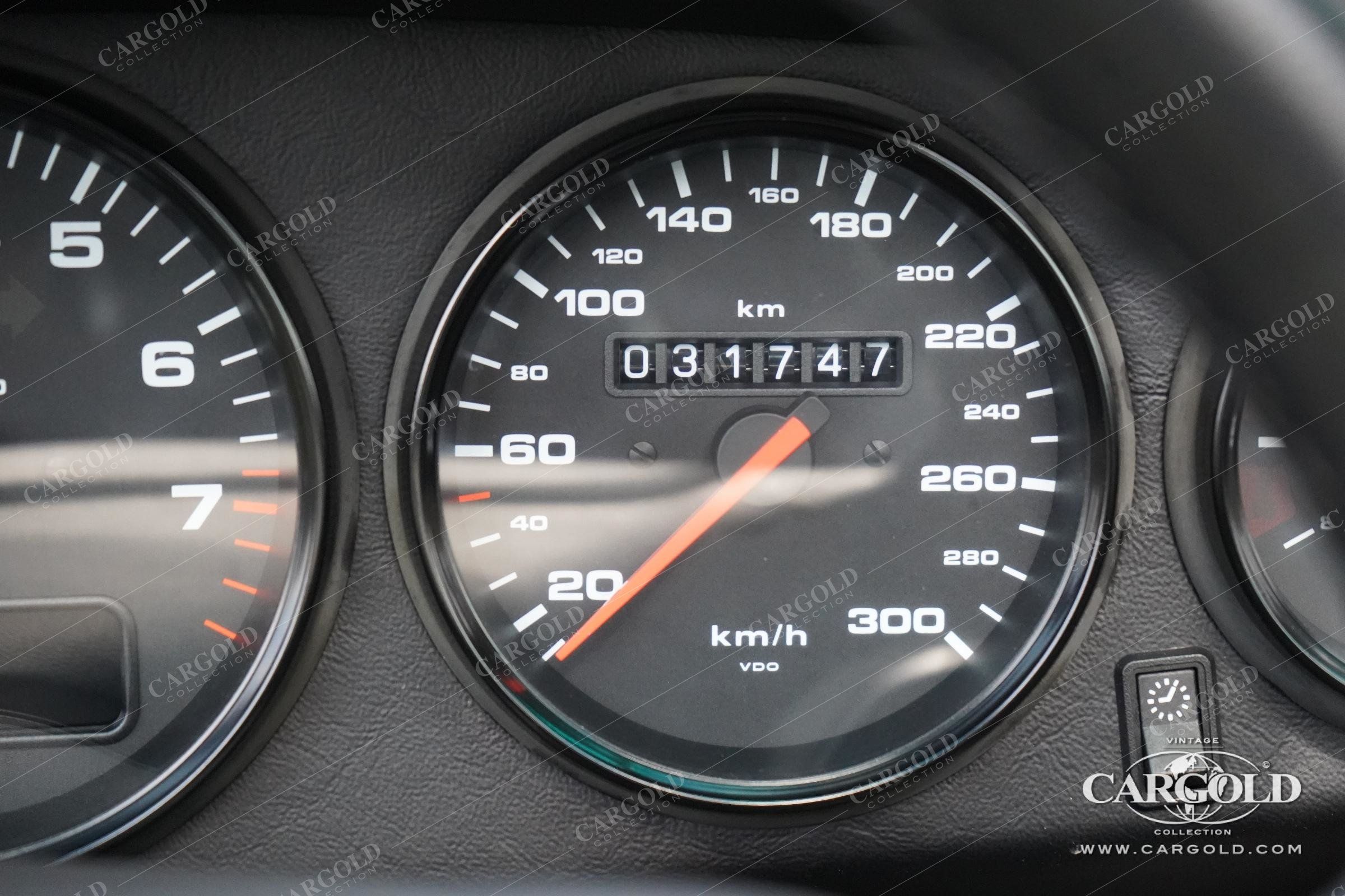 Porsche 993 Carrera 4S 6