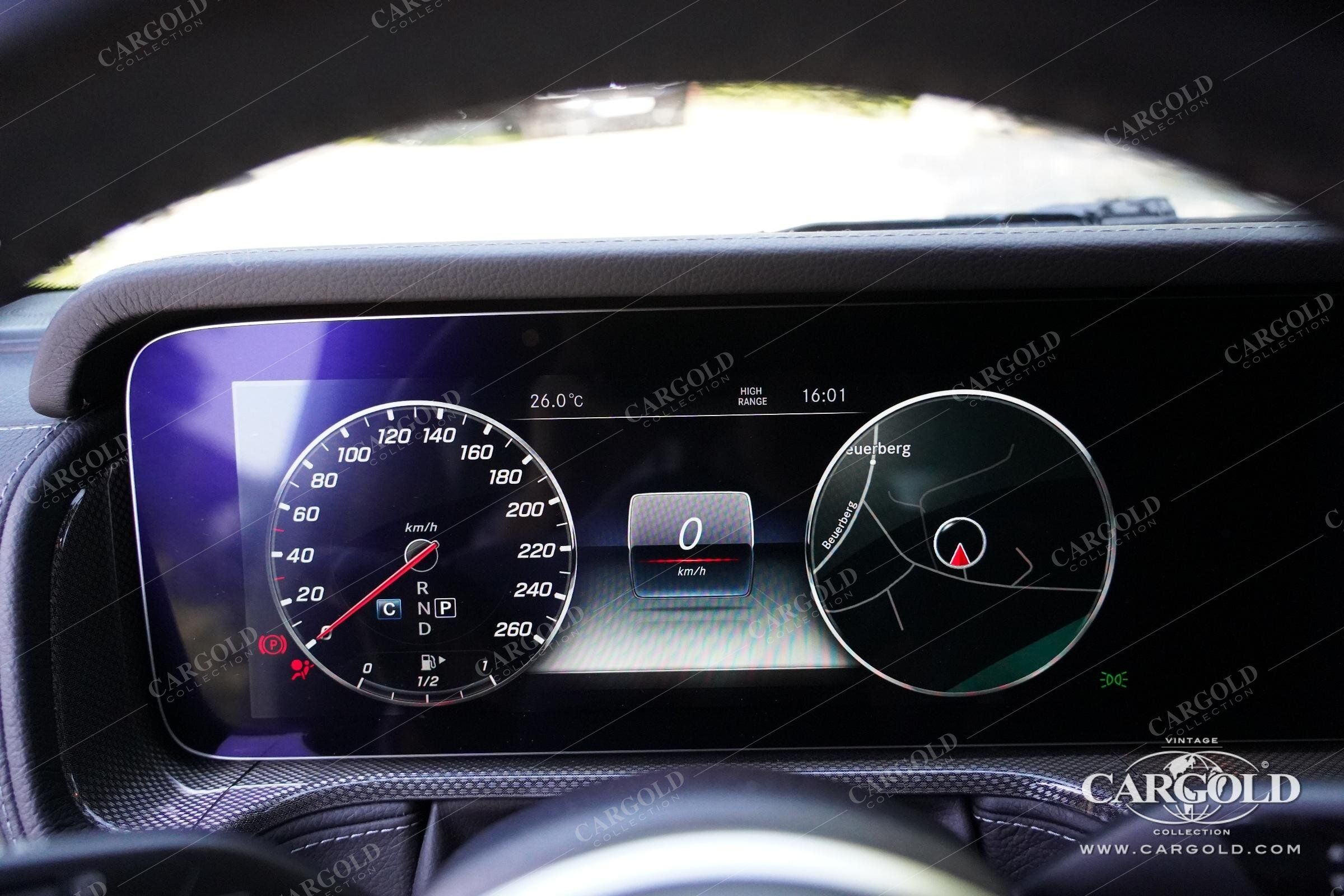 Mercedes-Benz G500 3