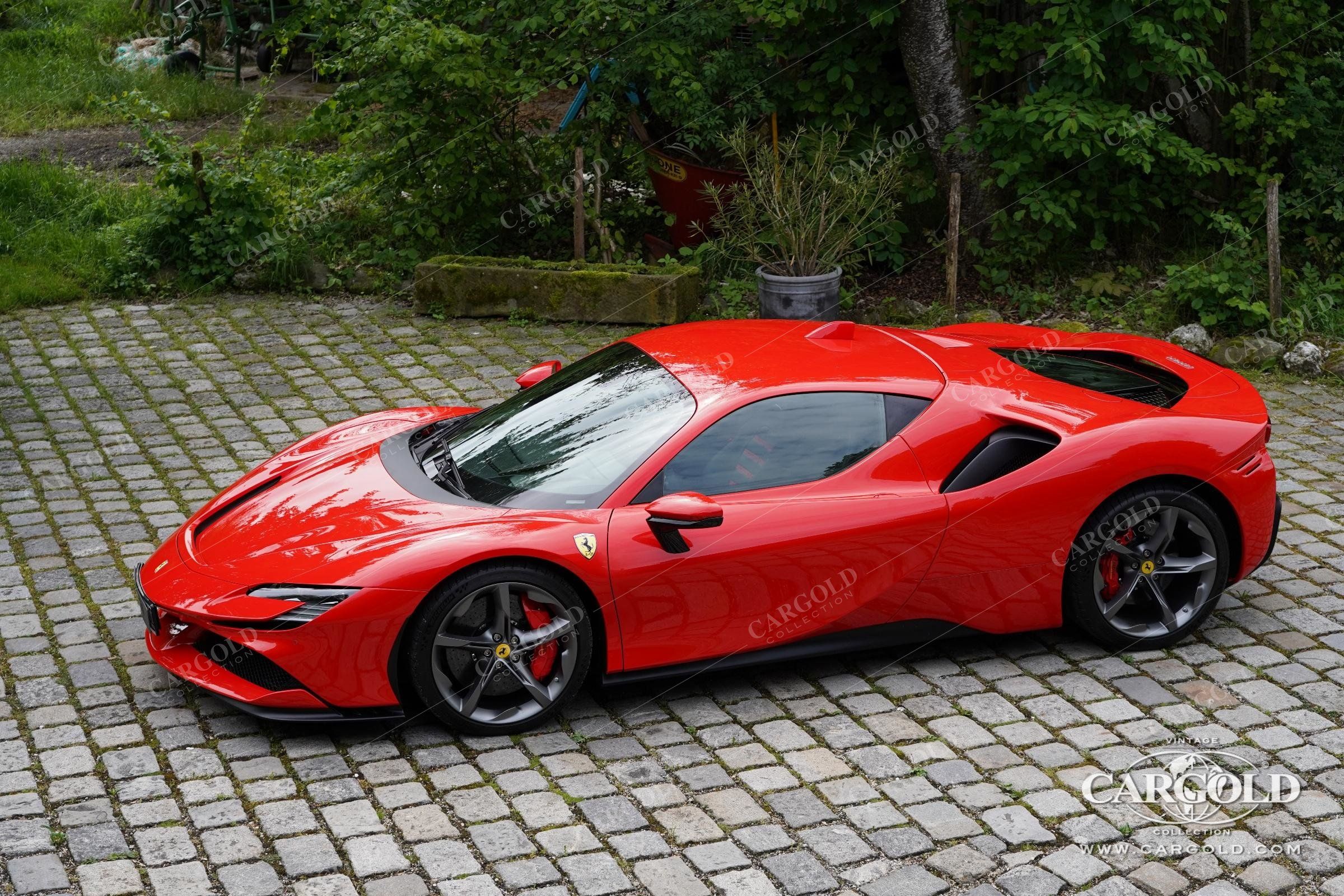 Ferrari SF90 Stradale 2