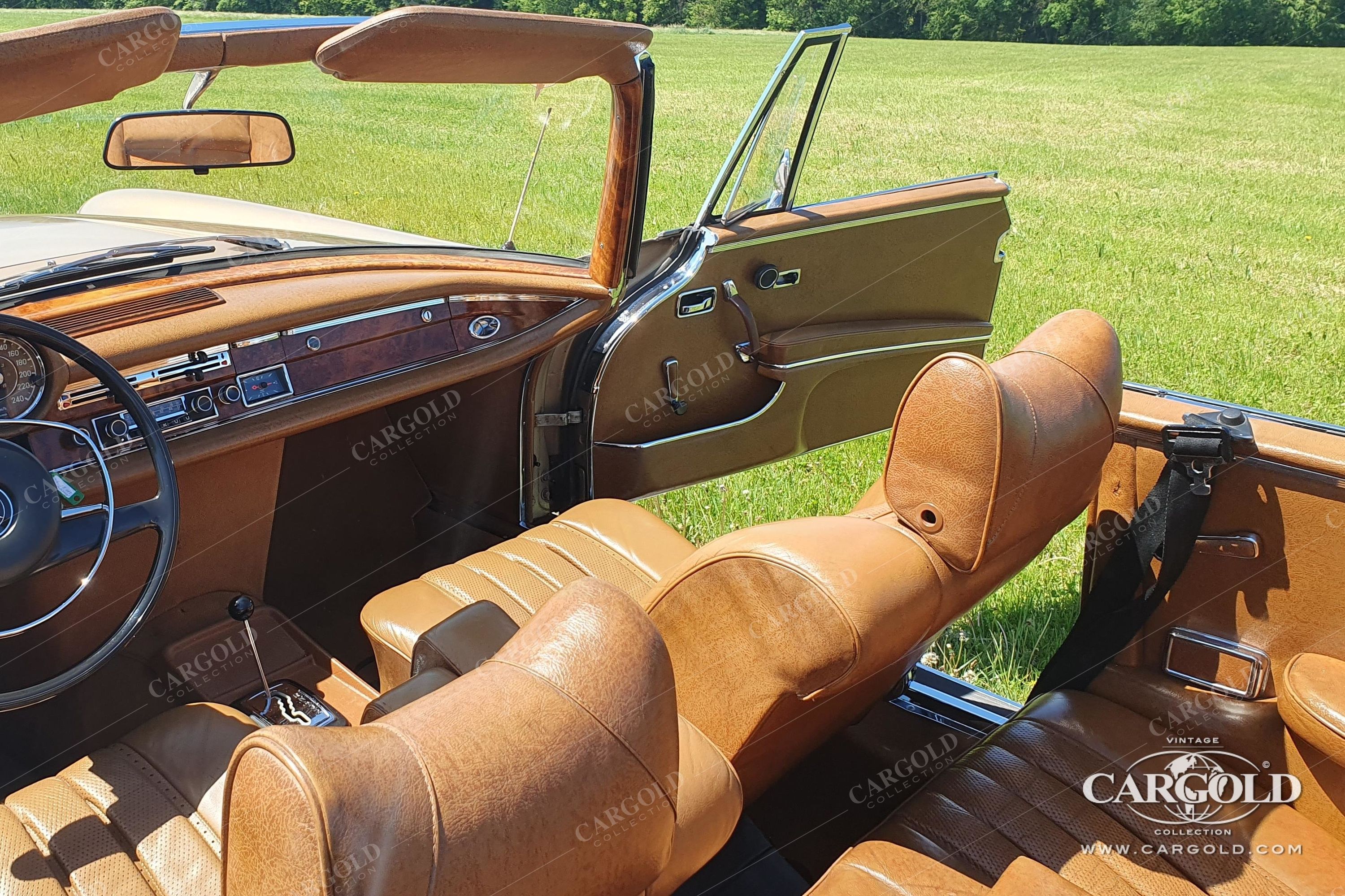 Mercedes-Benz 280 SE 3.5 Cabriolet 7