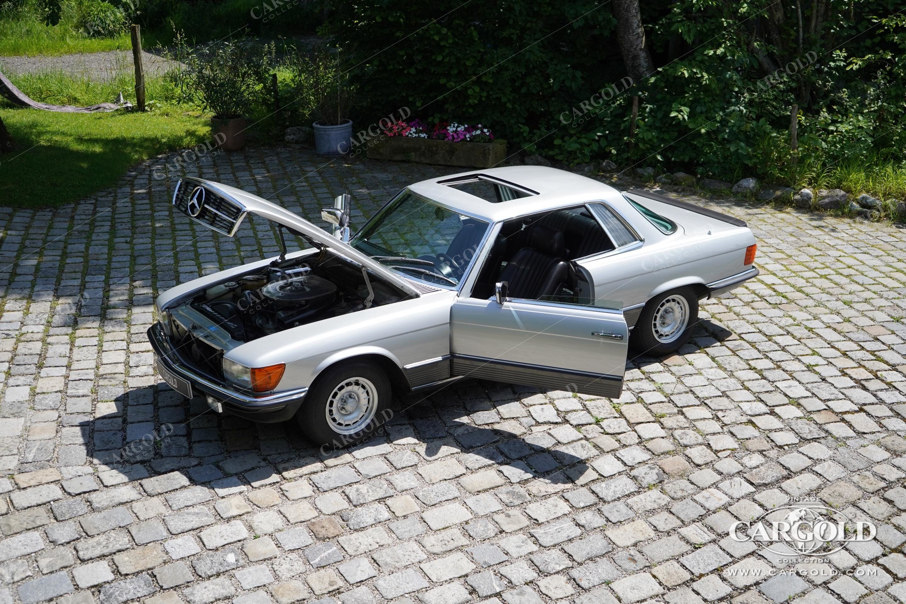 Mercedes-Benz 500 SLC 11