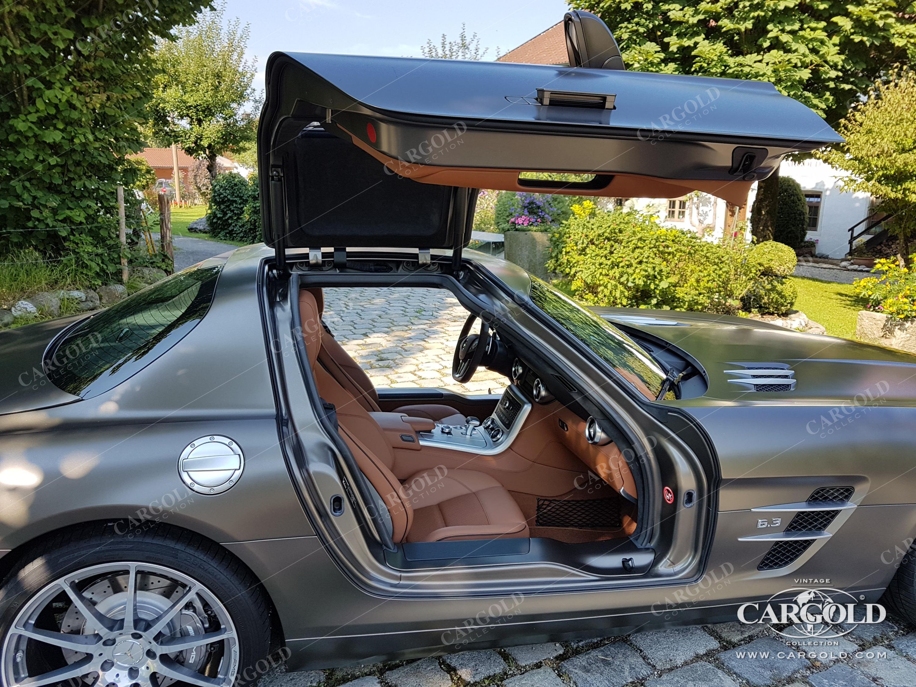 Mercedes-Benz SLS AMG Flügeltürer 4