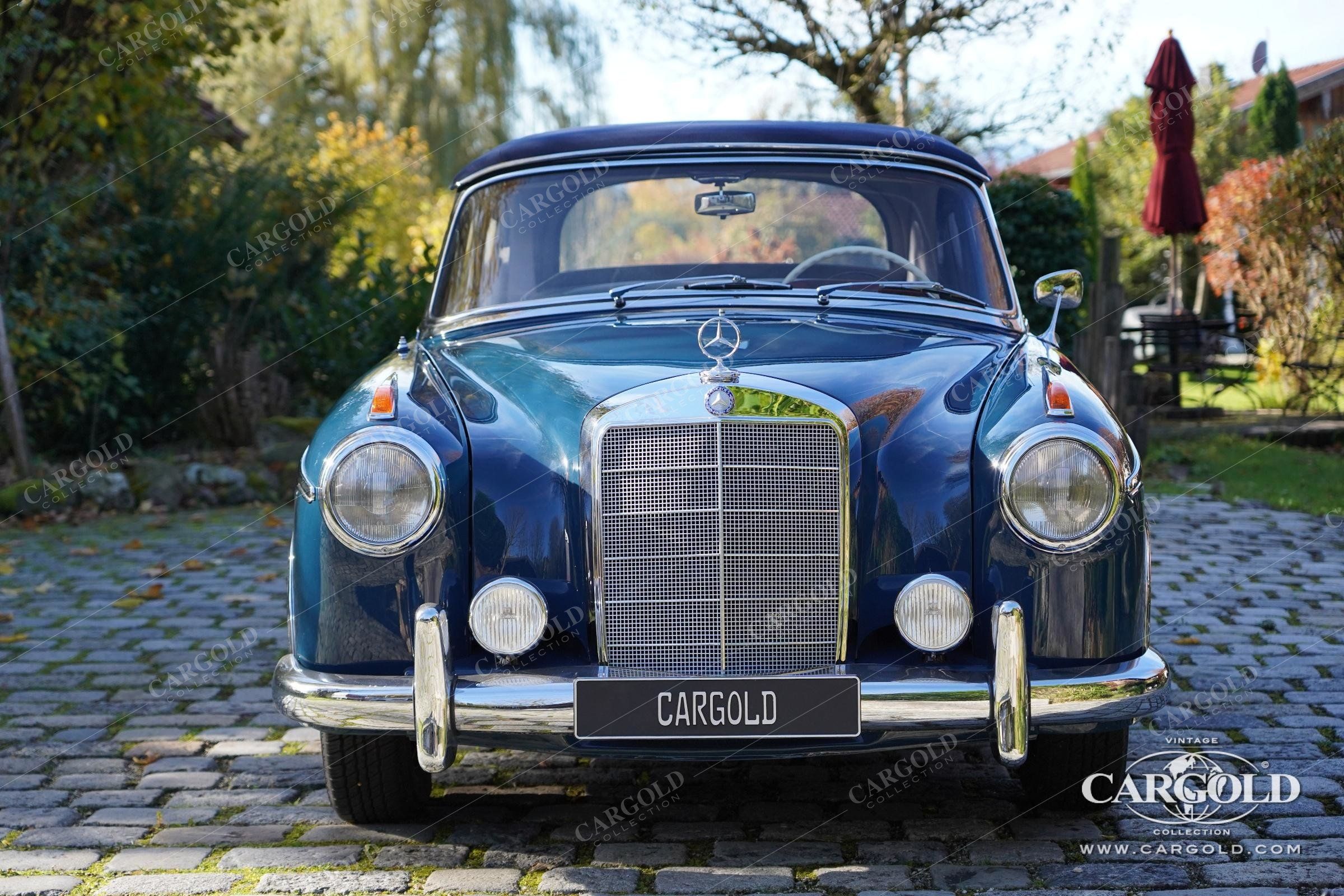Mercedes-Benz 220 S Cabriolet 4