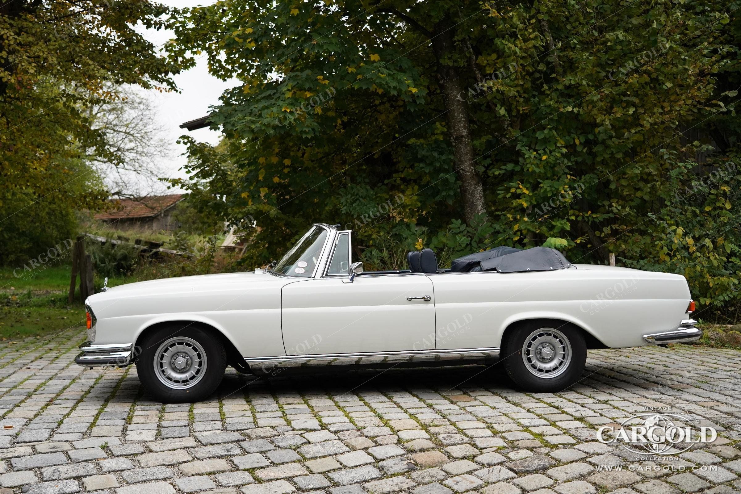 Mercedes-Benz 280 SE 3.5 Cabriolet 6