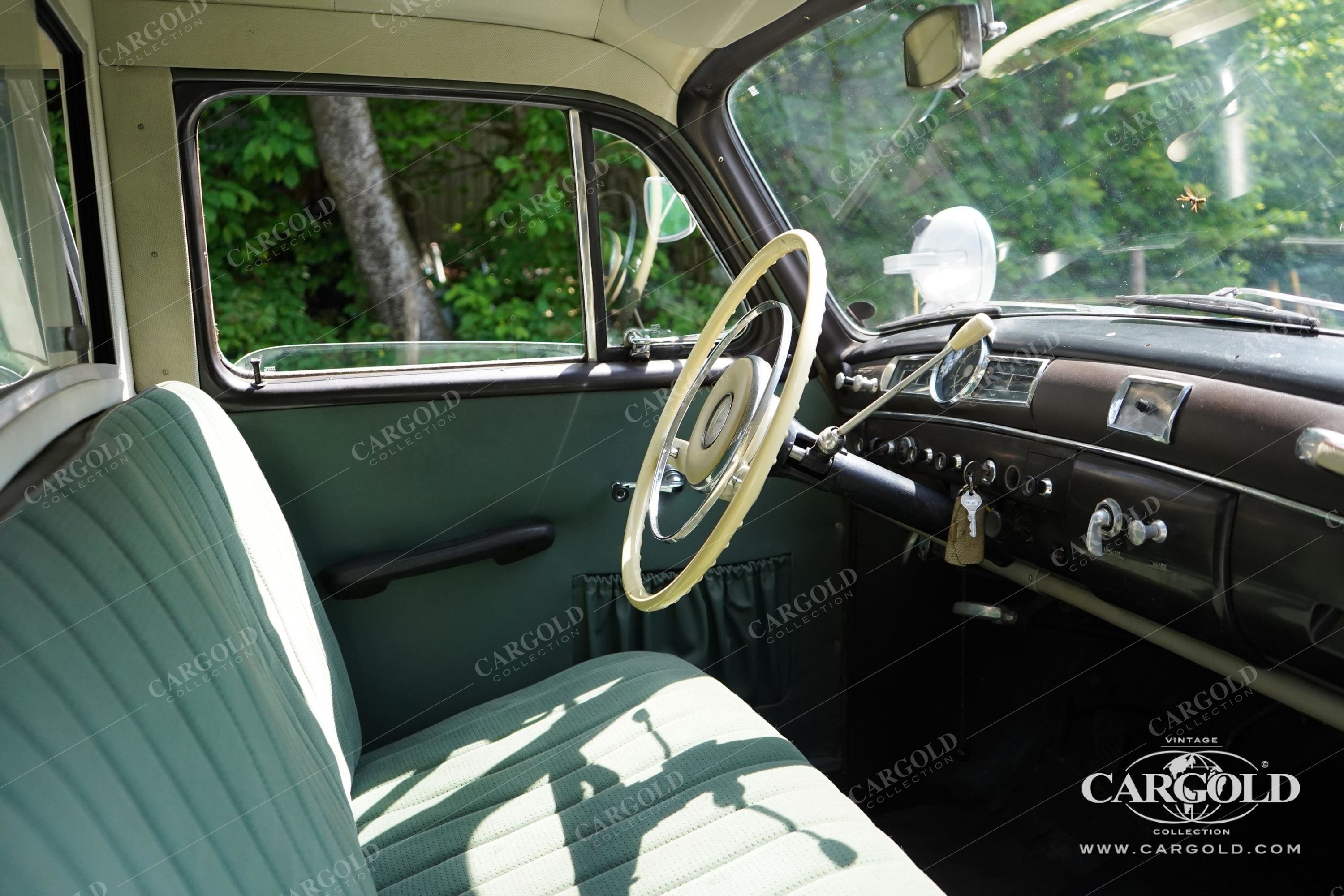 Mercedes-Benz 190 D Binz Krankenwagen 3