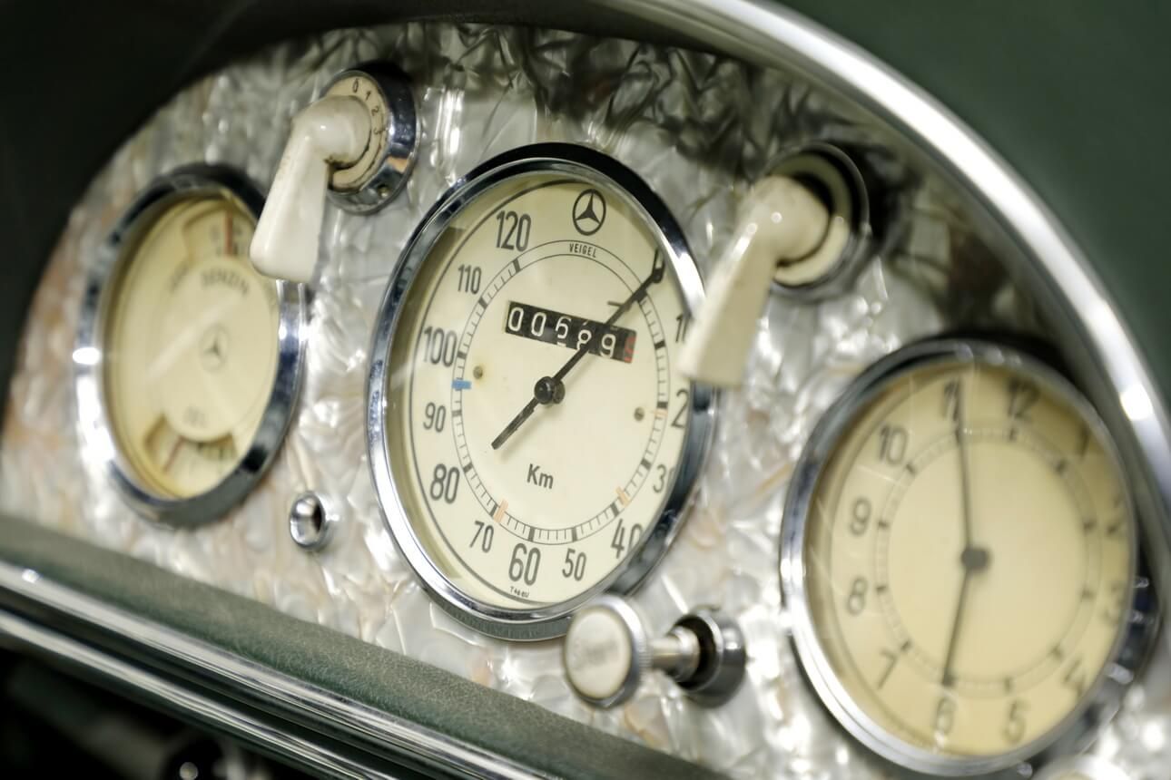 Mercedes-Benz 170 V Roadster 8