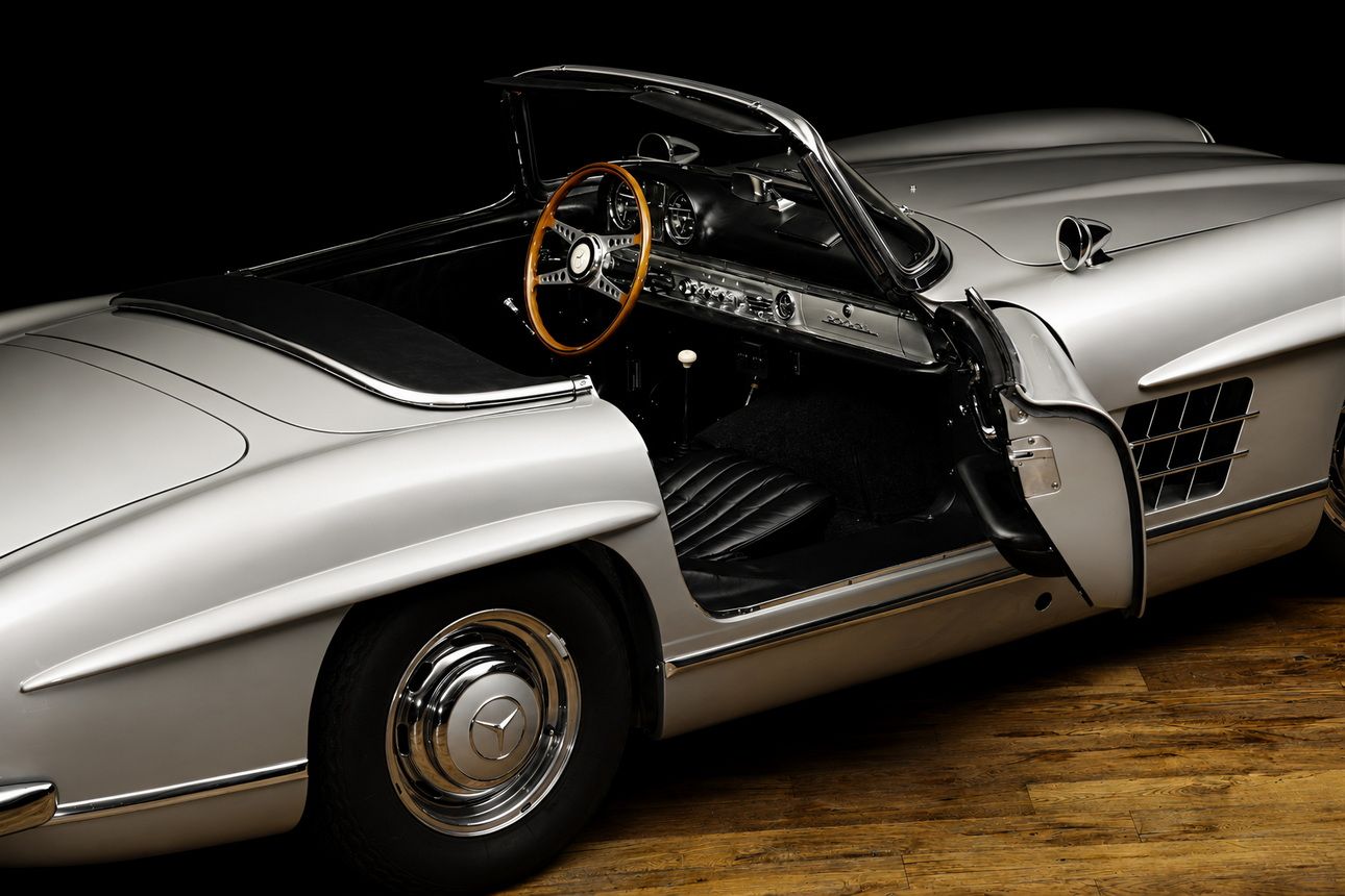 Mercedes-Benz 300 SL Roadster 7