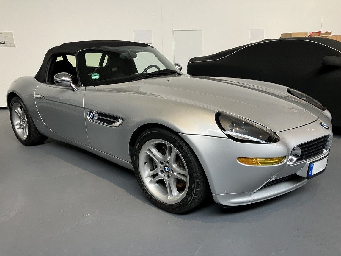 BMW Z8 Roadster 2