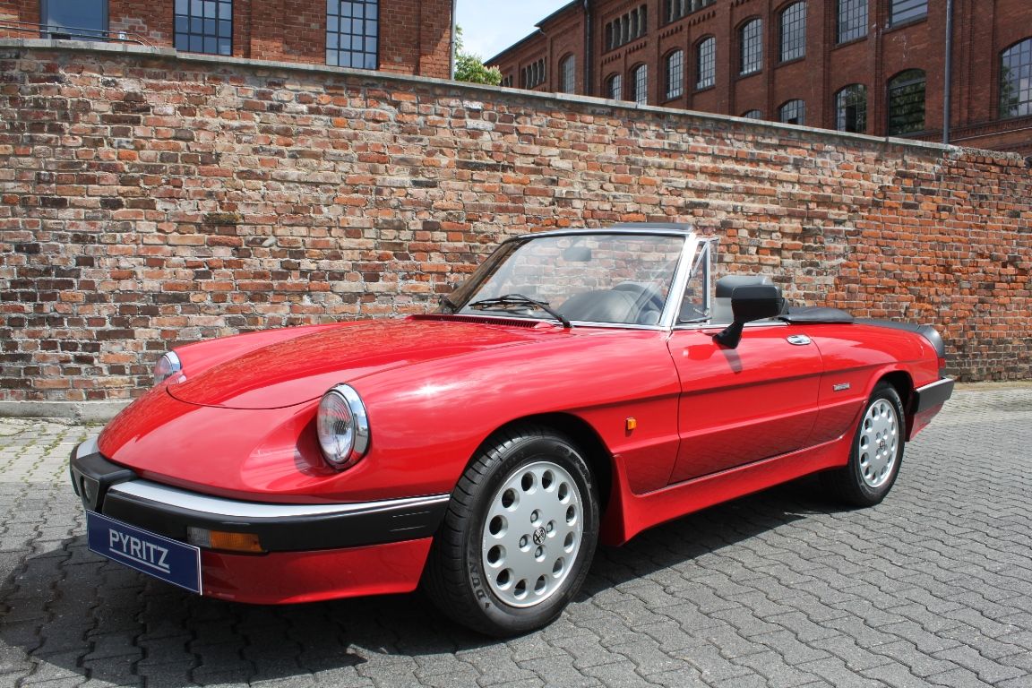 Alfa Romeo Spider 2000 QV 2