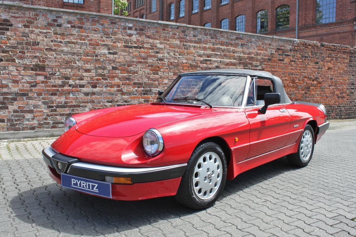 Alfa Romeo Spider 2000 QV 4