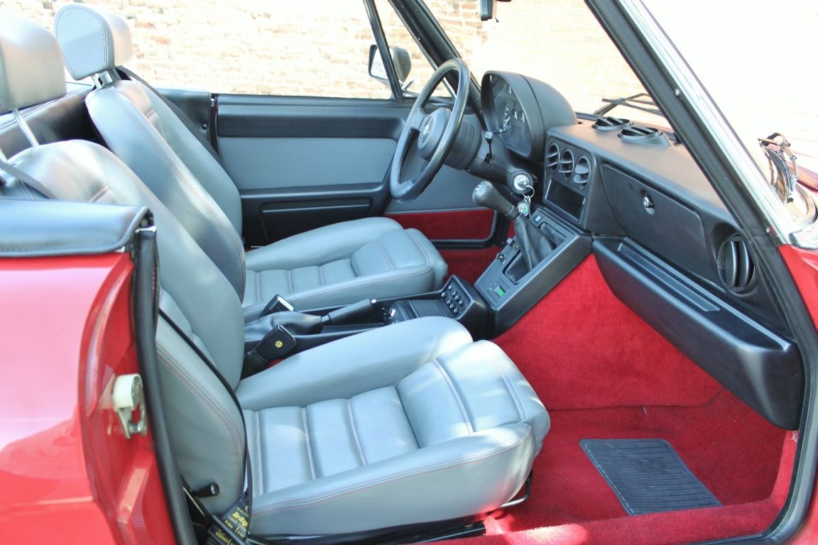 Alfa Romeo Spider 2000 QV 12