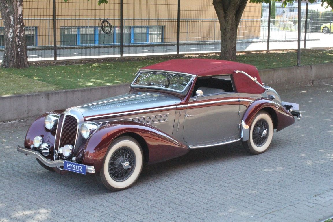 135 M Cabriolet by Henri Chapron 4