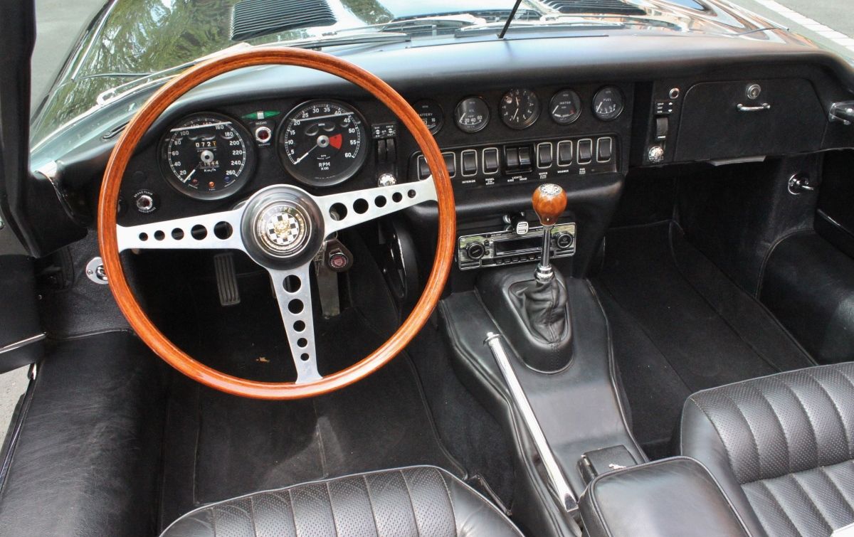 Jaguar E Typ Serie II Cab. 11